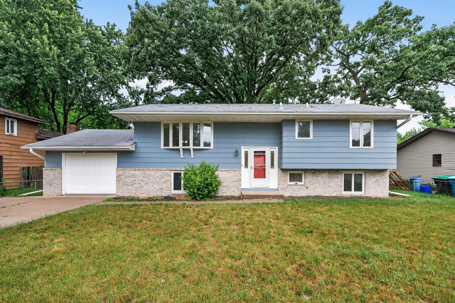 View of Residential at 321 Hugo Street, Fridley MN 55432, Fridley - Mike Wilen | Minnesota Team Real Estate