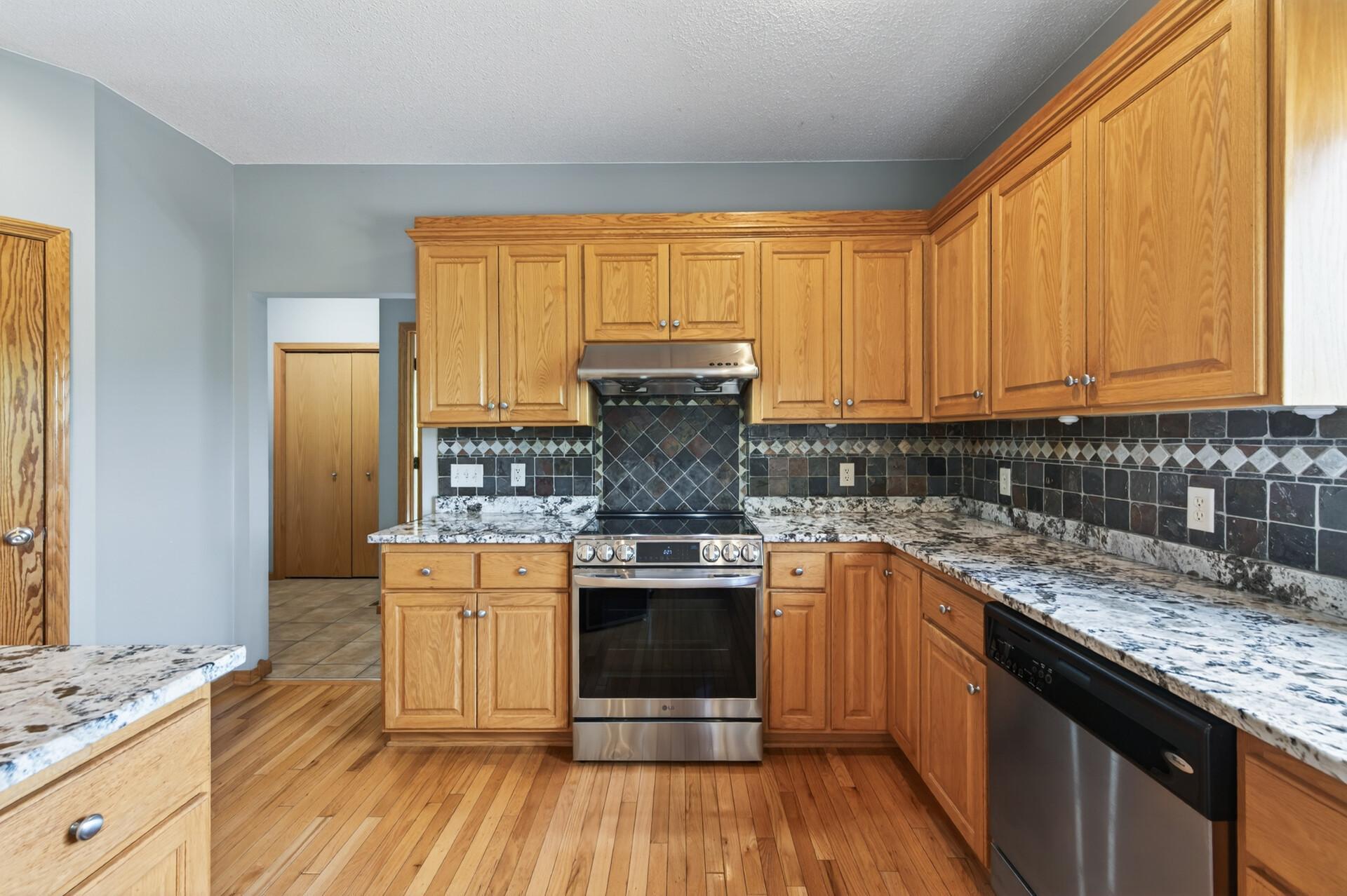 View of Residential at 1511 Oakview Court, Hugo MN 55038, Hugo (10 of 29) - Mike Wilen | Minnesota Team Real Estate