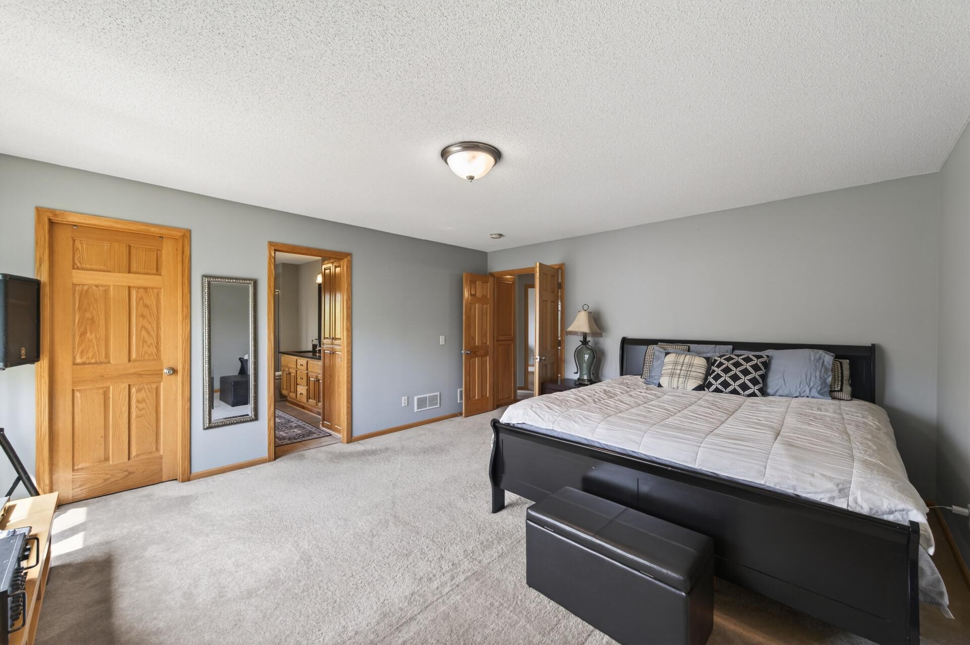 View of Residential at 1511 Oakview Court, Hugo MN 55038, Hugo (12 of 29) - Mike Wilen | Minnesota Team Real Estate