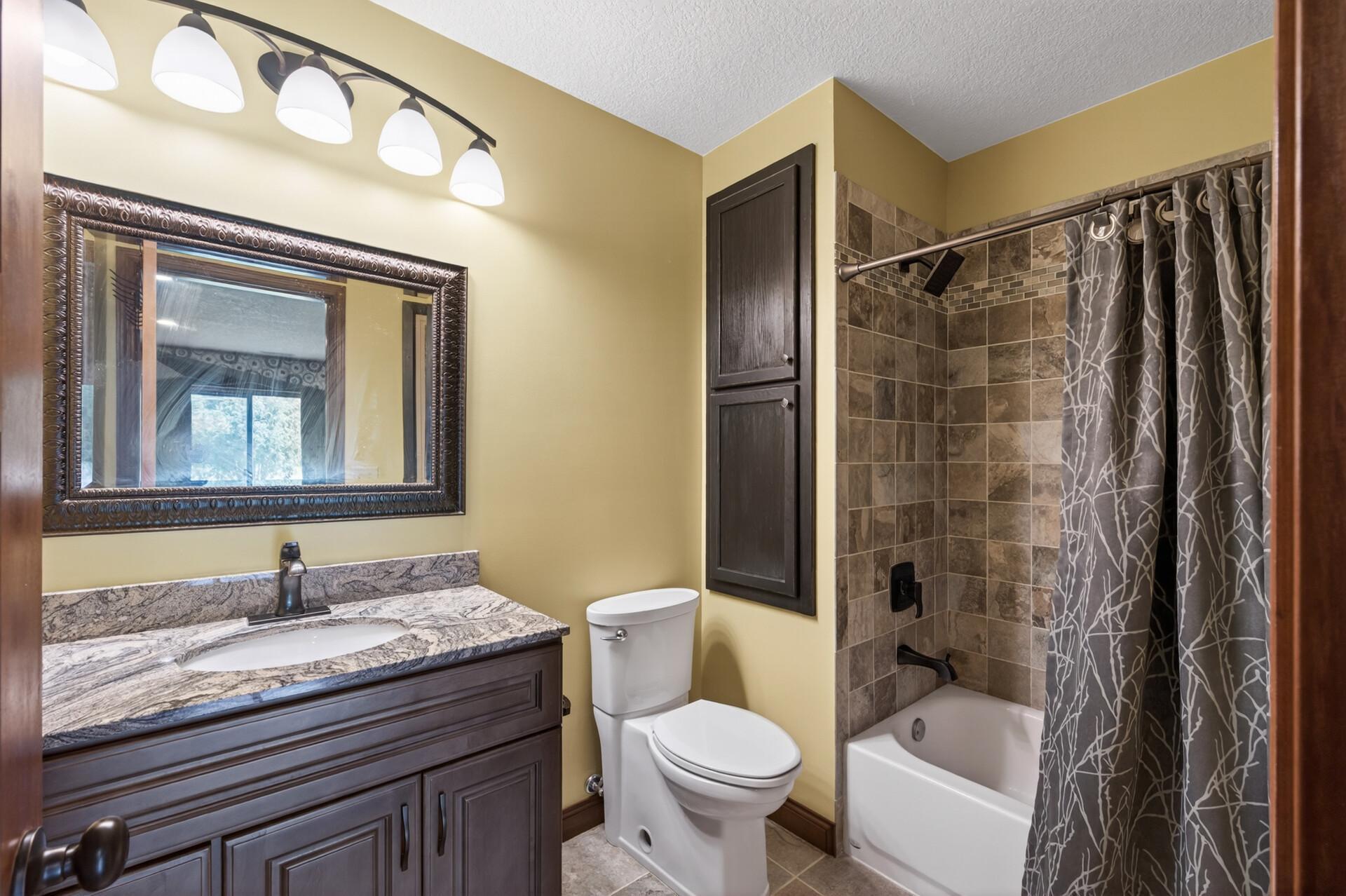View of Residential at 1511 Oakview Court, Hugo MN 55038, Hugo (22 of 29) - Mike Wilen | Minnesota Team Real Estate