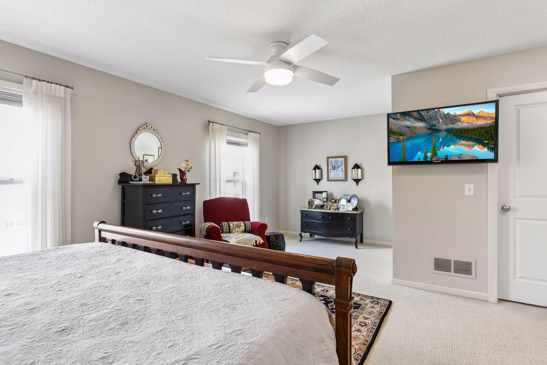 View of Residential at 10837 Shore Drive, Plymouth MN 55441, Plymouth (16 of 36) - Mike Wilen | Minnesota Team Real Estate