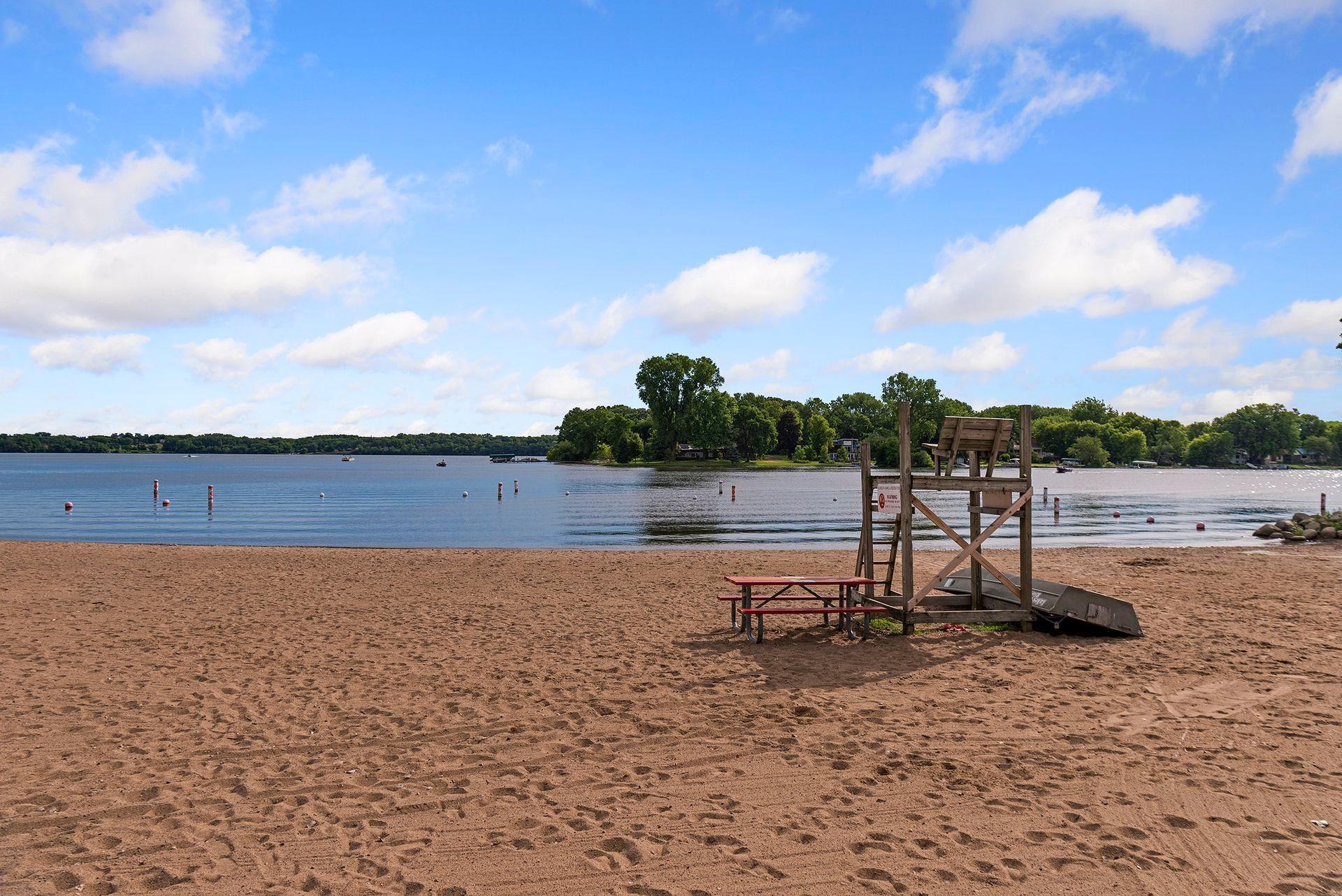 View of Residential at 10837 Shore Drive, Plymouth MN 55441, Plymouth (34 of 36) - Mike Wilen | Minnesota Team Real Estate