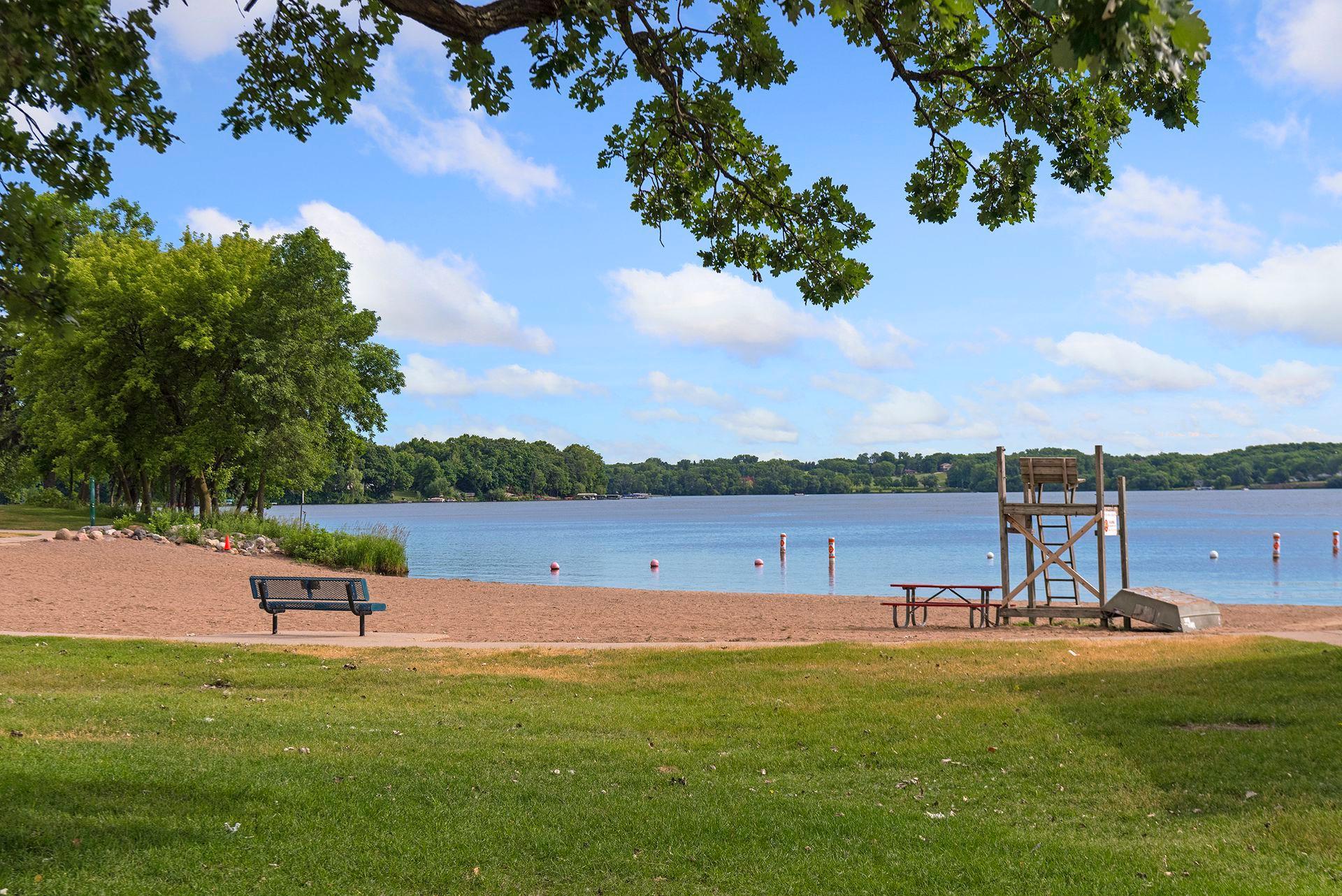 View of Residential at 10837 Shore Drive, Plymouth MN 55441, Plymouth (33 of 36) - Mike Wilen | Minnesota Team Real Estate