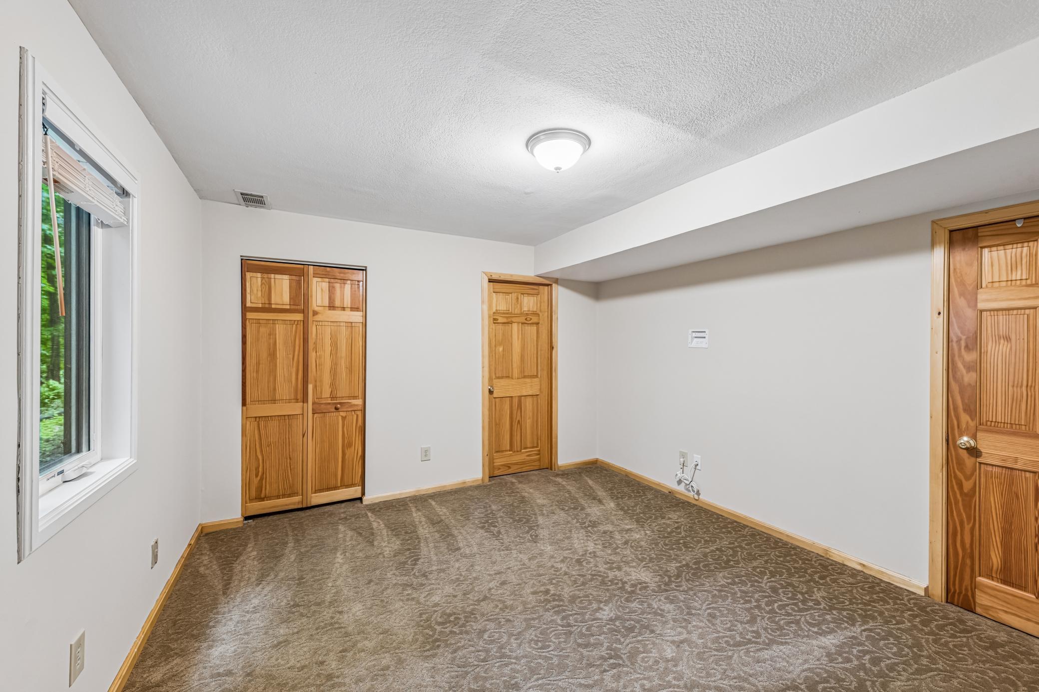 View of Residential at 151 Choctaw Circle, Chanhassen MN 55317, Chanhassen (39 of 51) - Mike Wilen | Minnesota Team Real Estate