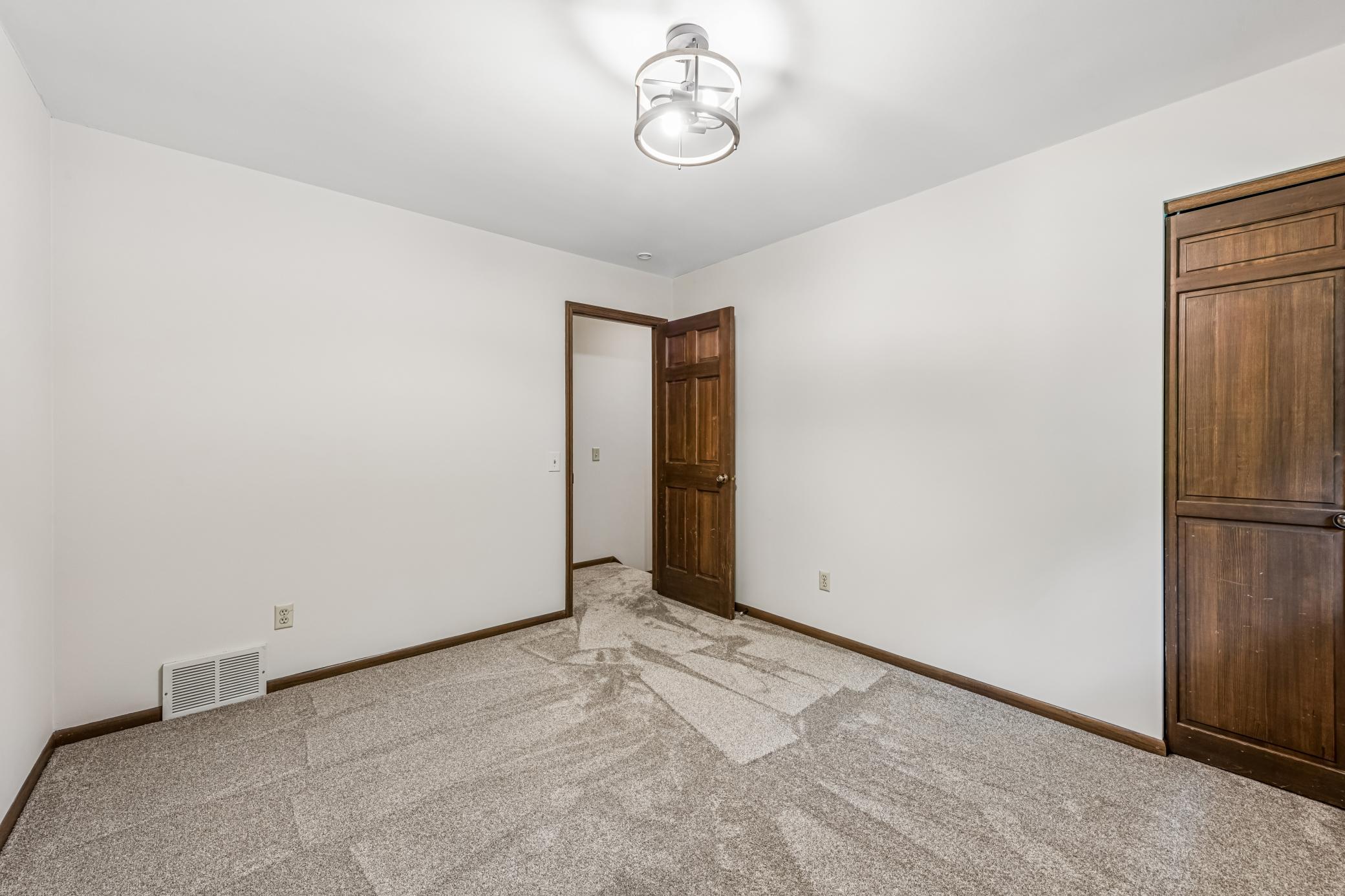 View of Residential at 151 Choctaw Circle, Chanhassen MN 55317, Chanhassen (32 of 51) - Mike Wilen | Minnesota Team Real Estate