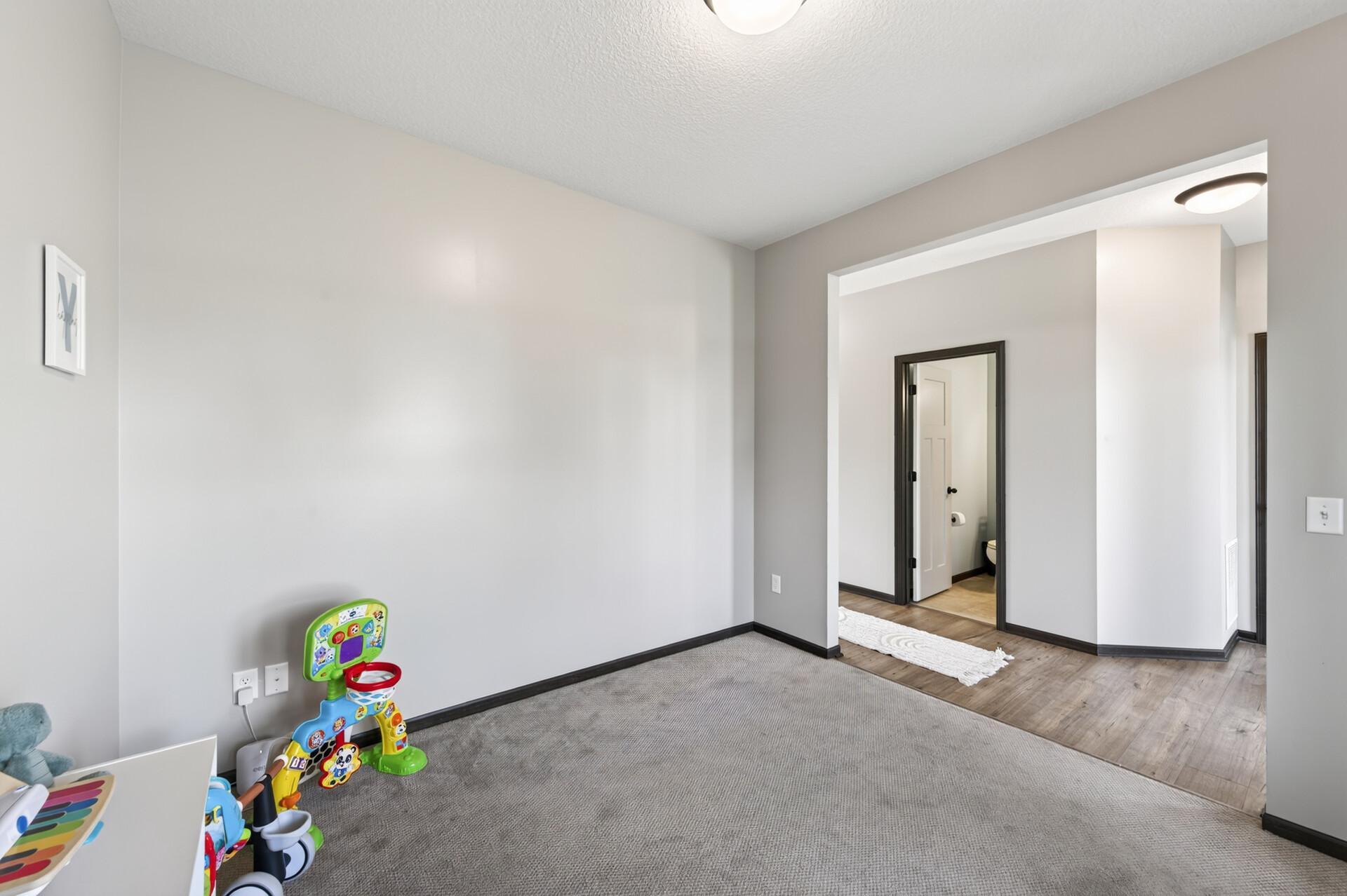 View of Residential at 13959 Ashford Path, Rosemount MN 55068, Rosemount (27 of 41) - Mike Wilen | Minnesota Team Real Estate