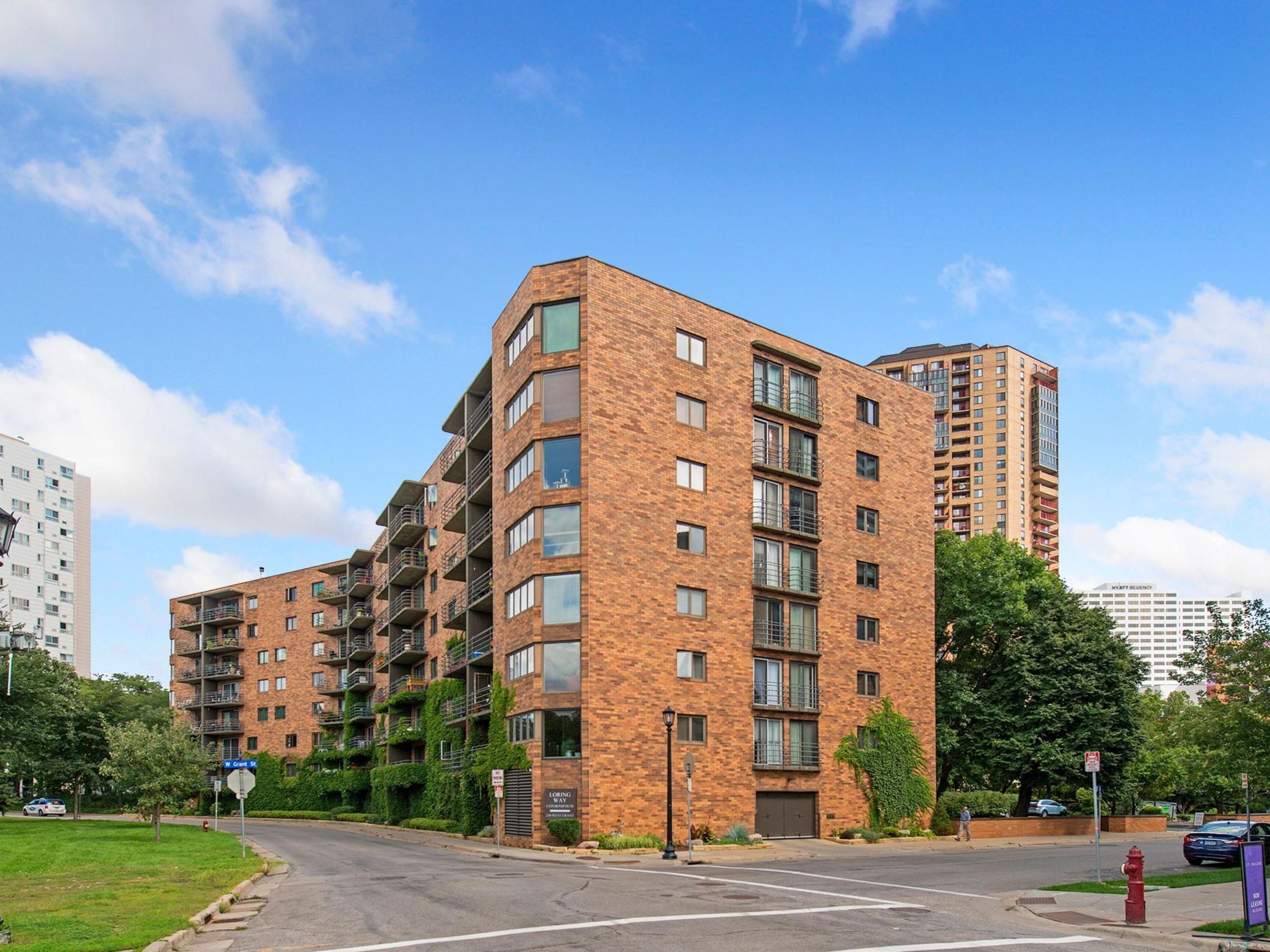 View of Residential at 210 Grant Street #107, Minneapolis MN 55403, Minneapolis (25 of 26) - Mike Wilen | Minnesota Team Real Estate