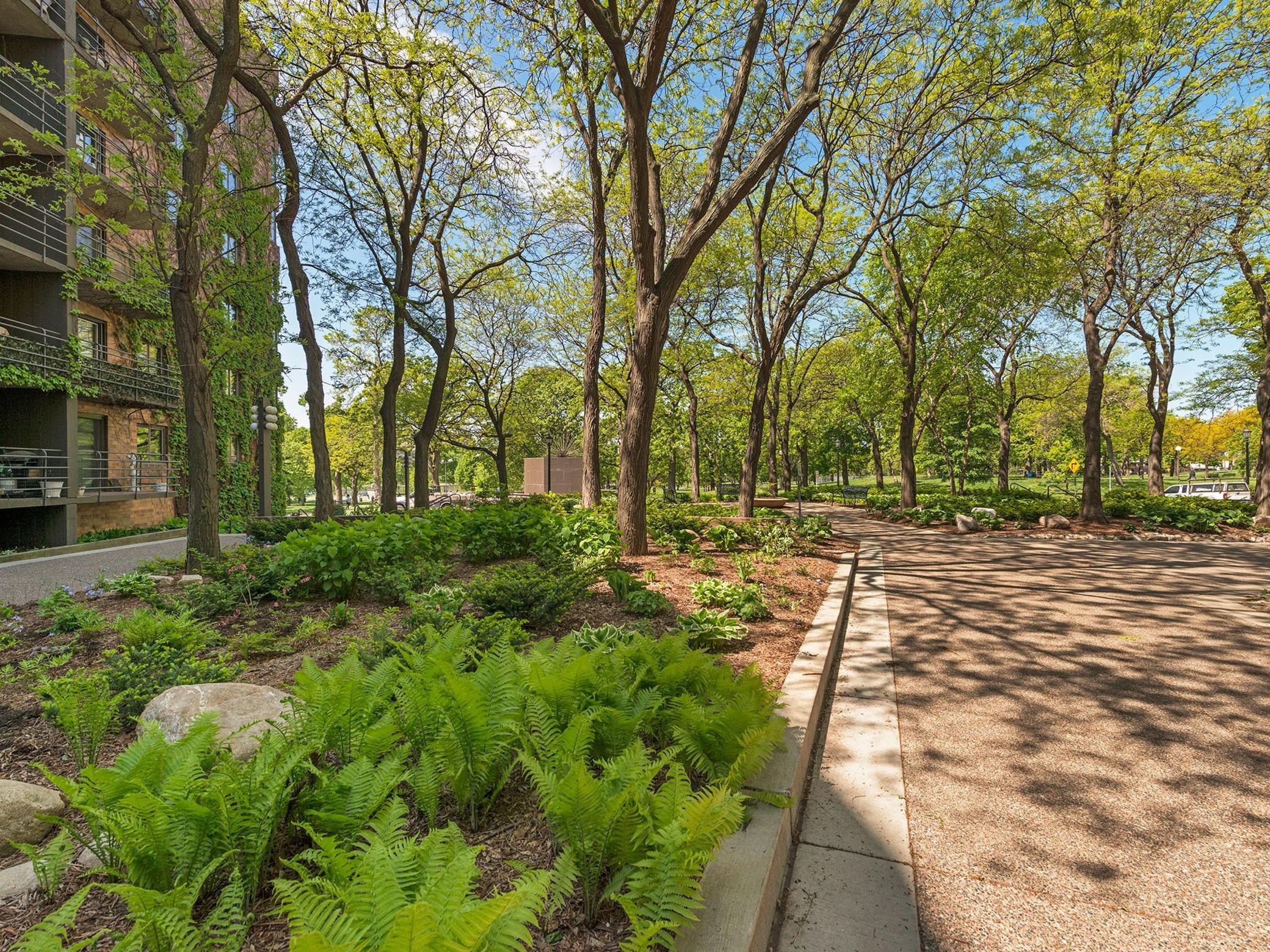 View of Residential at 210 Grant Street #107, Minneapolis MN 55403, Minneapolis (17 of 26) - Mike Wilen | Minnesota Team Real Estate