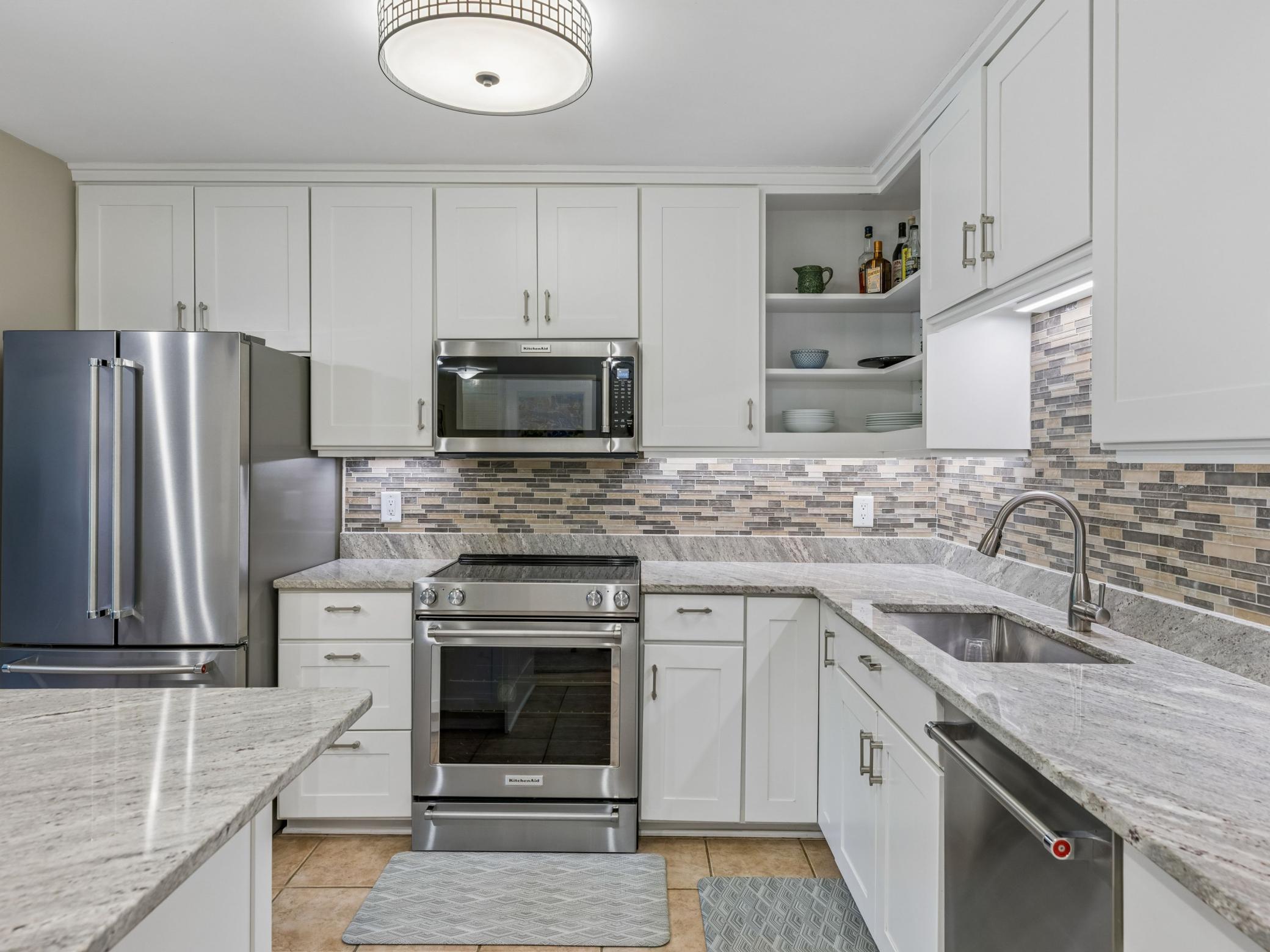 View of Residential at 210 Grant Street #107, Minneapolis MN 55403, Minneapolis (4 of 26) - Mike Wilen | Minnesota Team Real Estate
