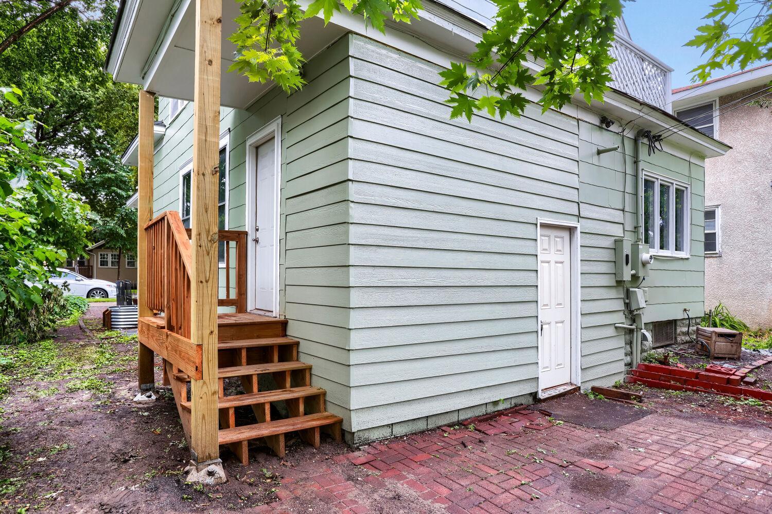 View of Residential at 1092 25th Avenue, Minneapolis MN 55414, Minneapolis (25 of 28) - Mike Wilen | Minnesota Team Real Estate