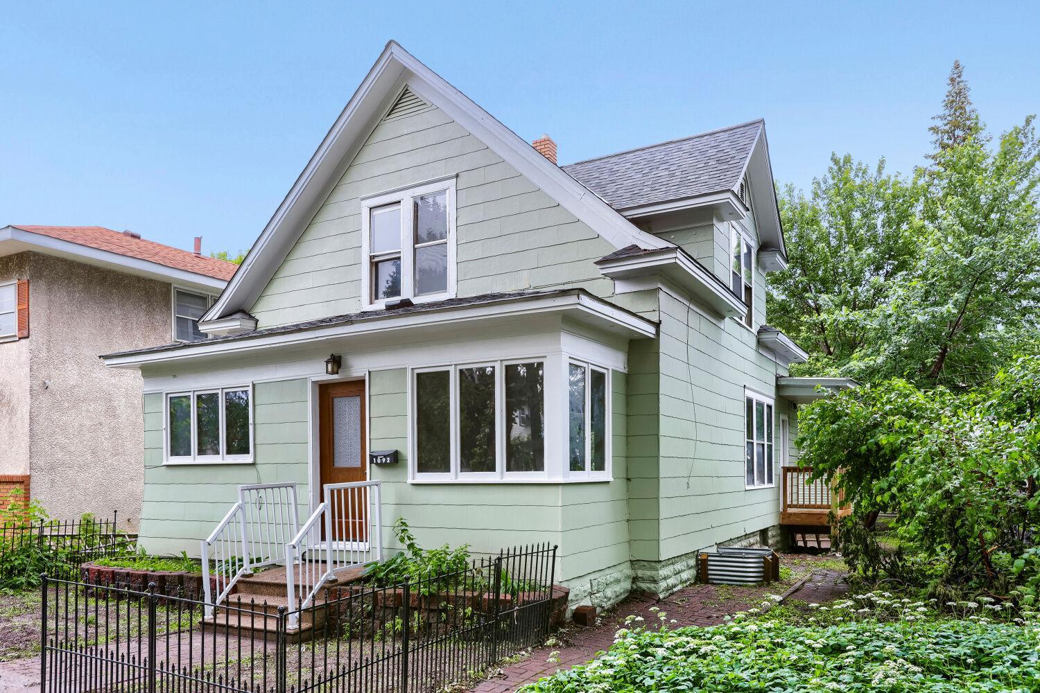 View of Residential at 1092 25th Avenue, Minneapolis MN 55414, Minneapolis (2 of 28) - Mike Wilen | Minnesota Team Real Estate