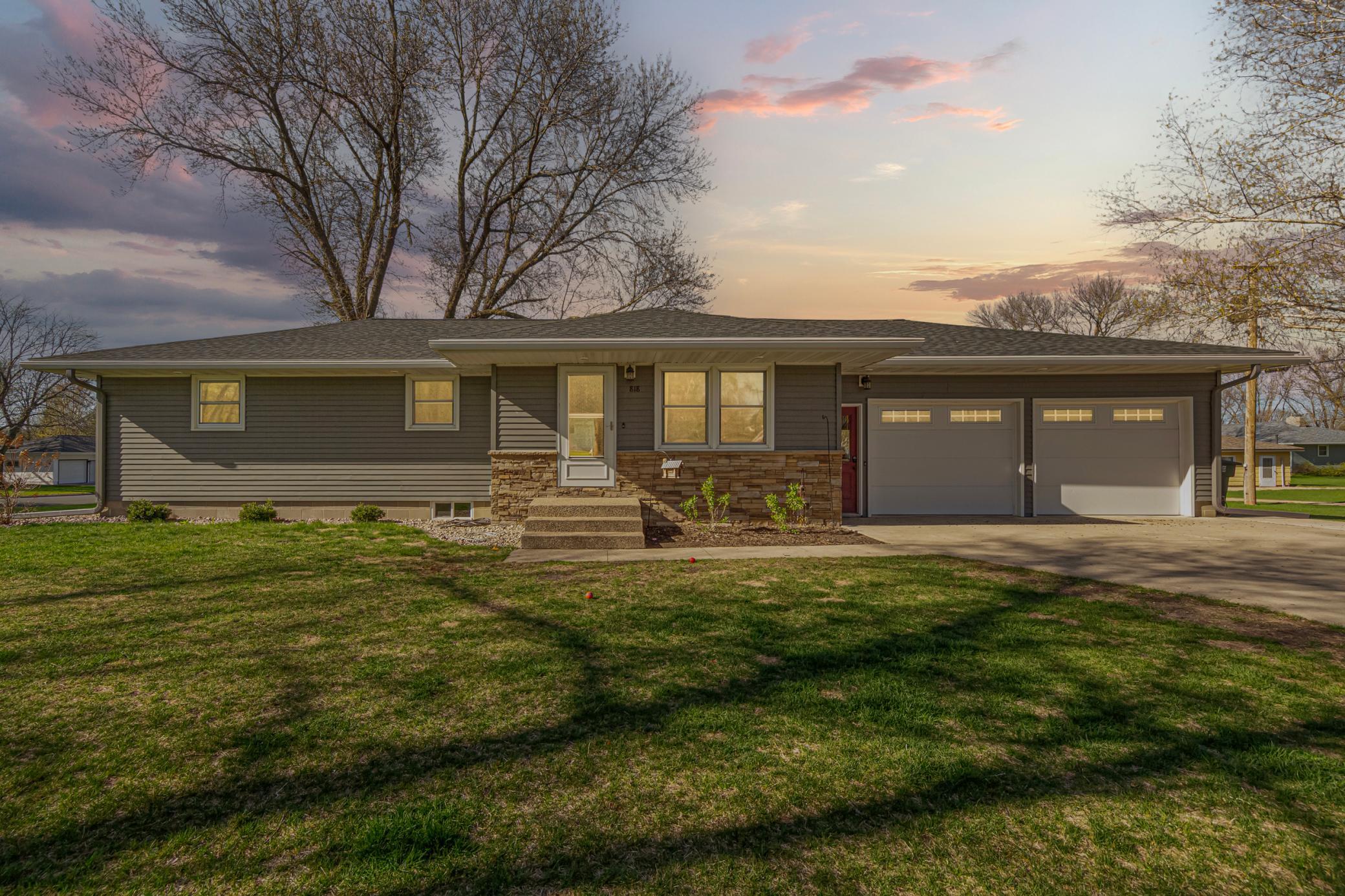 View of Residential at 818 Lincoln Avenue, Gaylord MN 55334, Gaylord (3 of 43) - Mike Wilen | Minnesota Team Real Estate