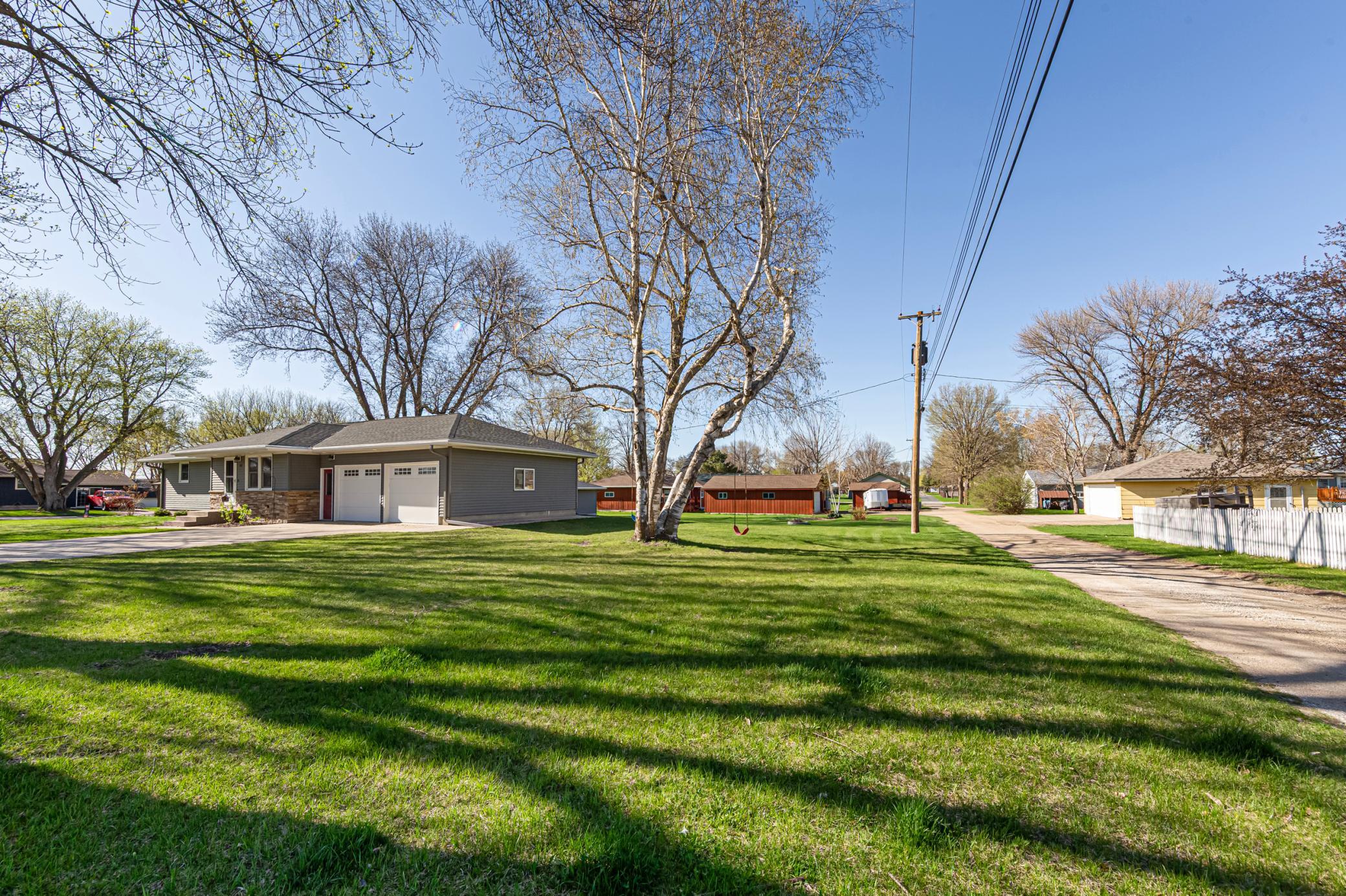 View of Residential at 818 Lincoln Avenue, Gaylord MN 55334, Gaylord (5 of 43) - Mike Wilen | Minnesota Team Real Estate