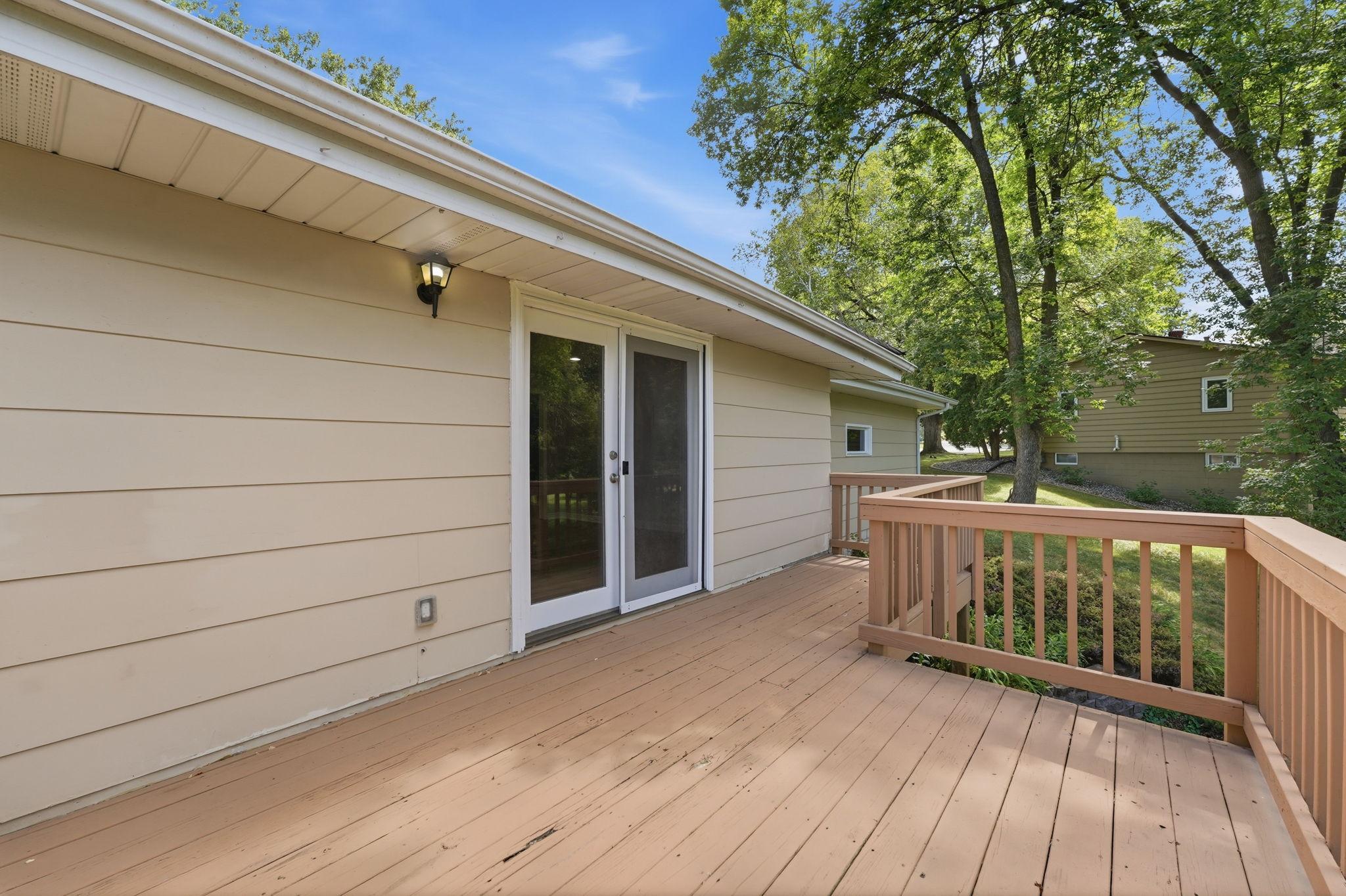 View of Residential at 409 Harold Drive, Burnsville MN 55337, Burnsville (50 of 62) - Mike Wilen | Minnesota Team Real Estate