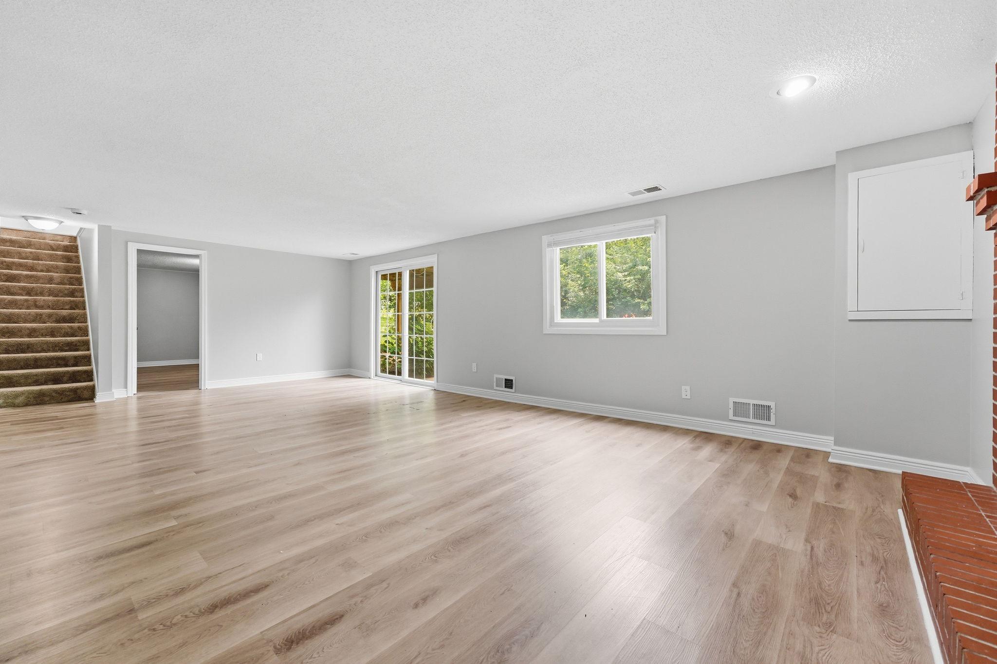 View of Residential at 409 Harold Drive, Burnsville MN 55337, Burnsville (37 of 62) - Mike Wilen | Minnesota Team Real Estate