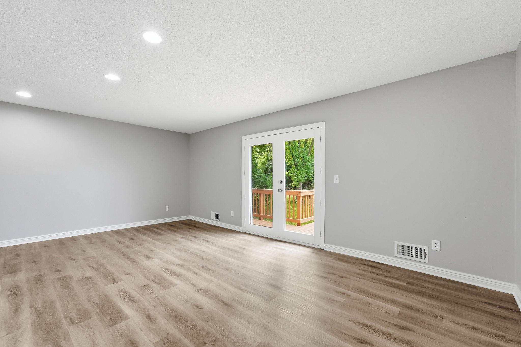 View of Residential at 409 Harold Drive, Burnsville MN 55337, Burnsville (21 of 62) - Mike Wilen | Minnesota Team Real Estate