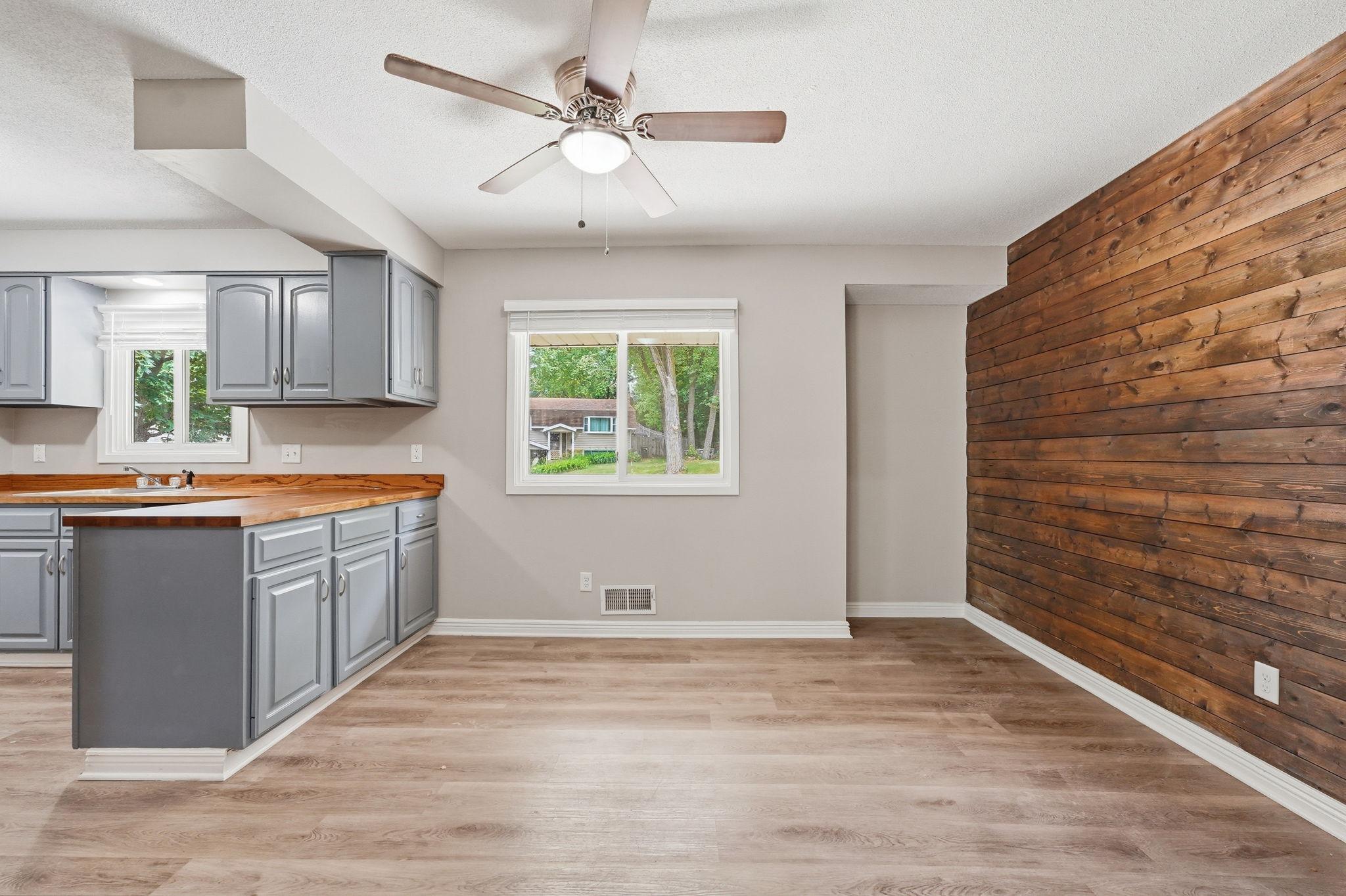 View of Residential at 409 Harold Drive, Burnsville MN 55337, Burnsville (15 of 62) - Mike Wilen | Minnesota Team Real Estate