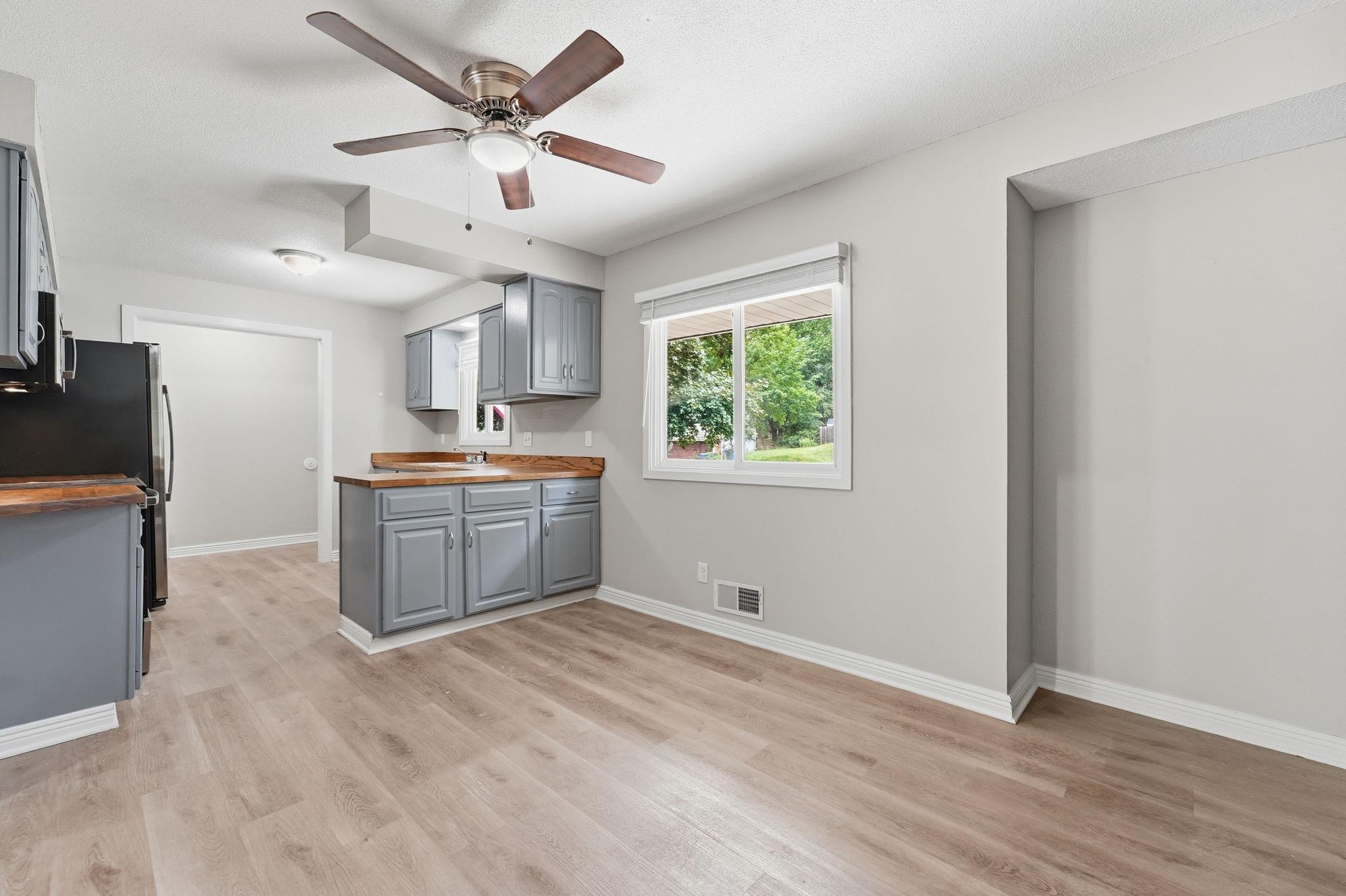 View of Residential at 409 Harold Drive, Burnsville MN 55337, Burnsville (12 of 62) - Mike Wilen | Minnesota Team Real Estate