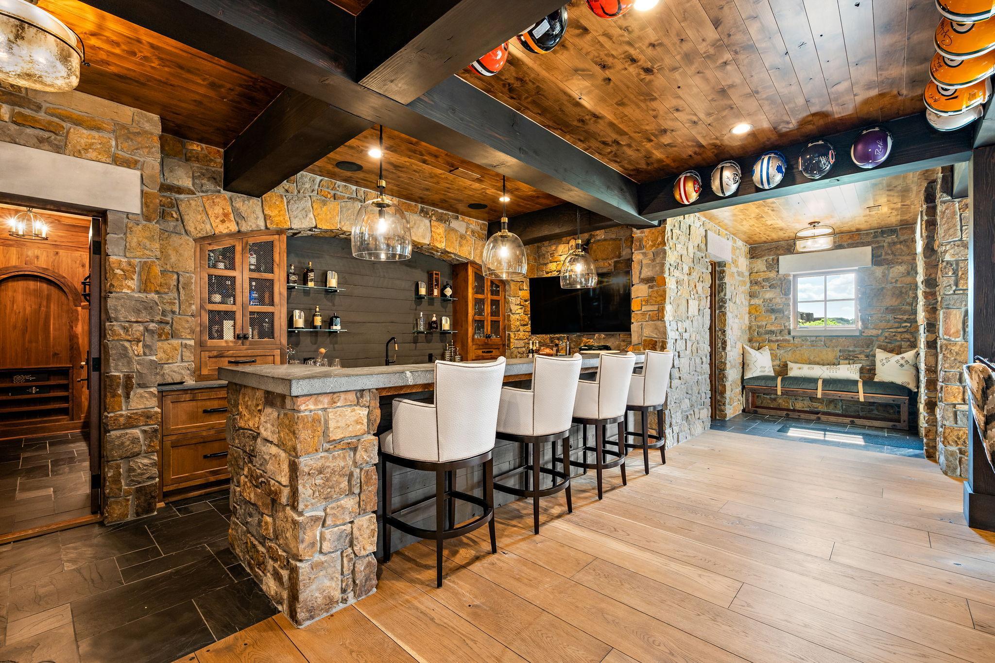 View of Residential at 475 Oxford Road, Orono MN 55356, Orono (29 of 89) - Mike Wilen | Minnesota Team Real Estate