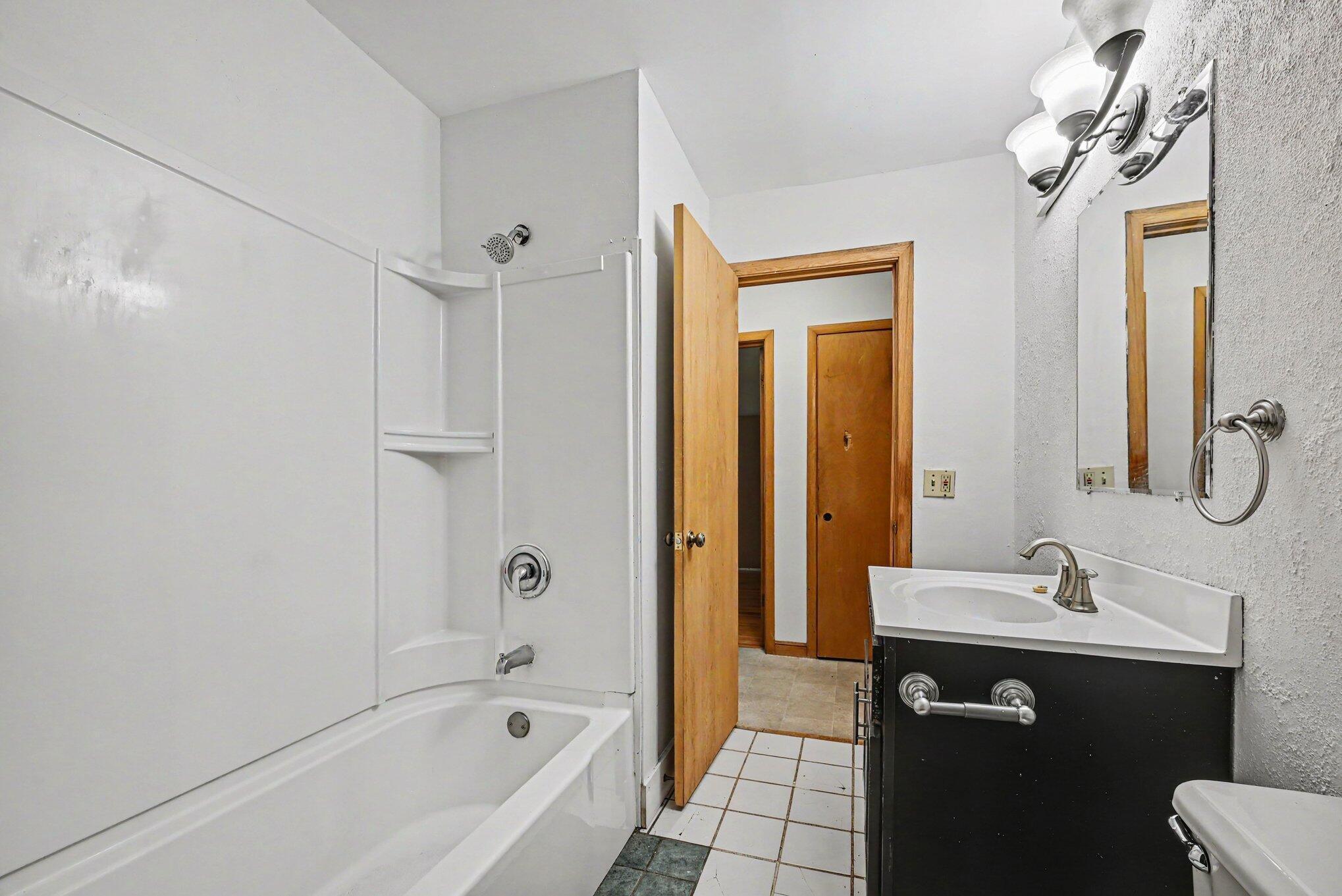 View of Residential at 1708 Lydia Avenue, Roseville MN 55113, Roseville (21 of 25) - Mike Wilen | Minnesota Team Real Estate
