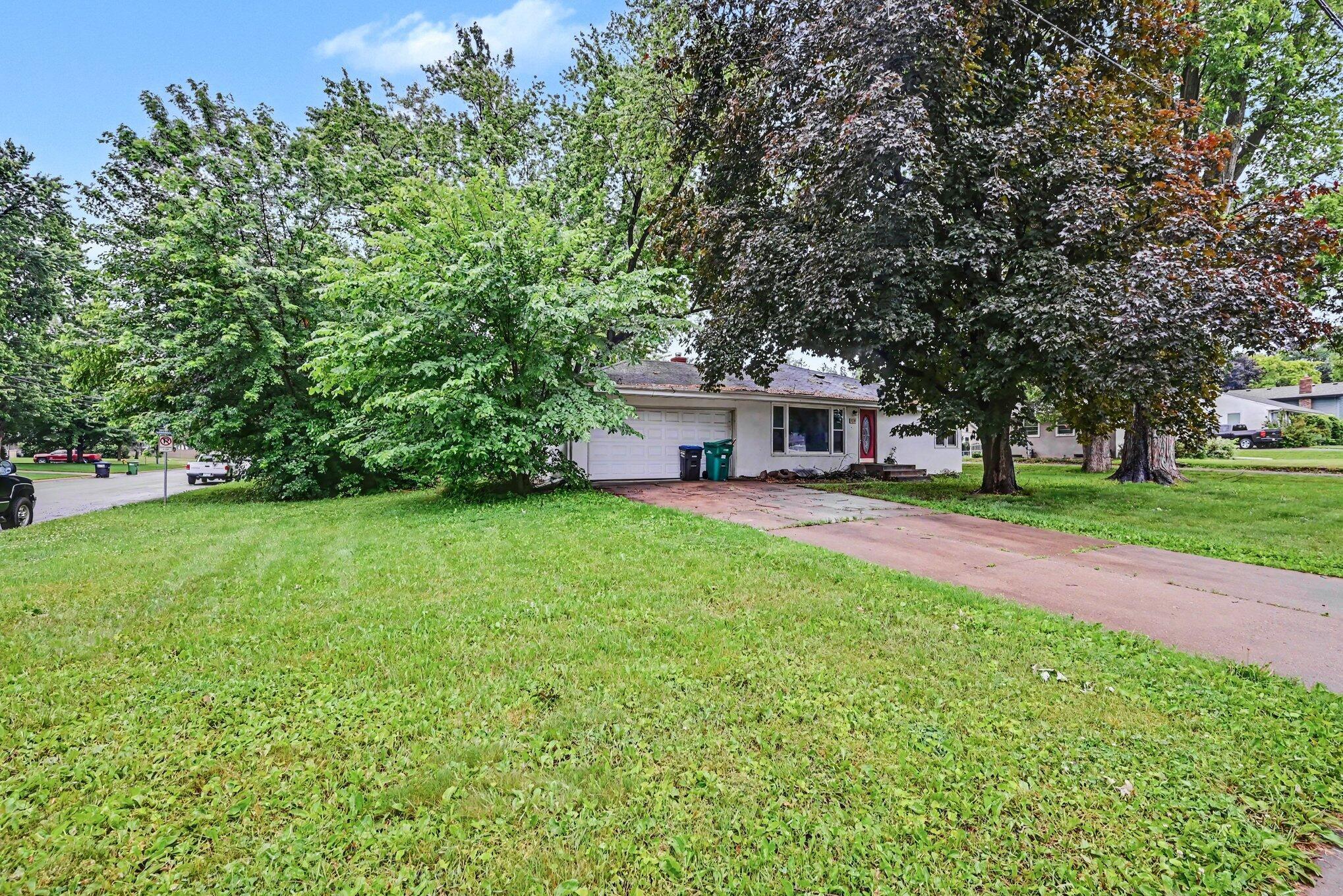 View of Residential at 1708 Lydia Avenue, Roseville MN 55113, Roseville (4 of 25) - Mike Wilen | Minnesota Team Real Estate