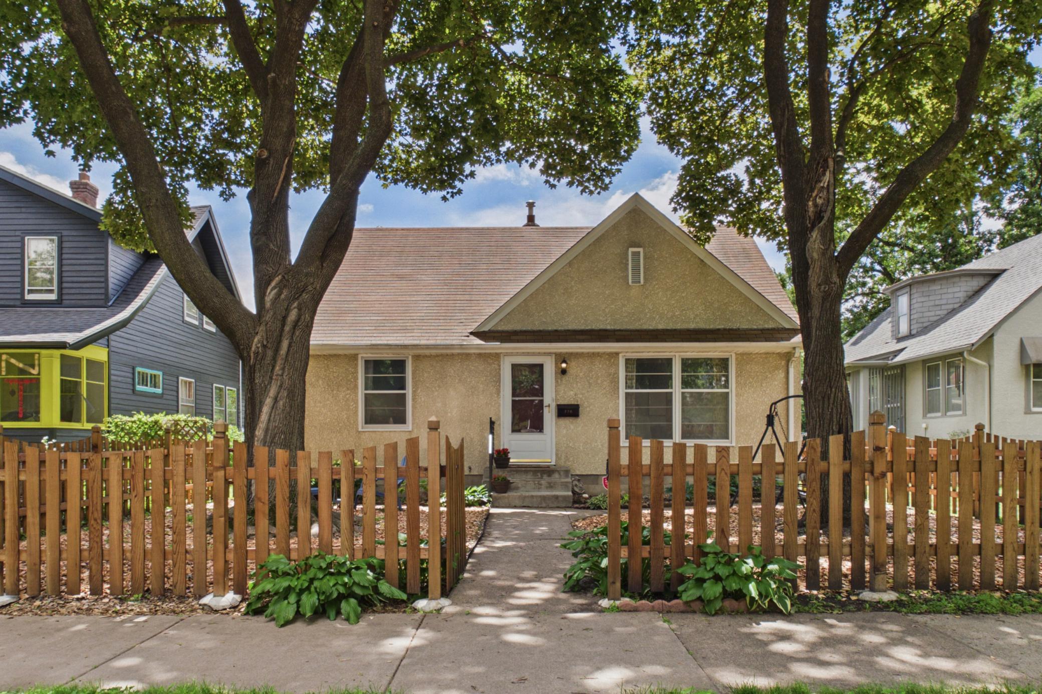 View of Residential at 776 Como Avenue, Saint Paul MN 55103, Saint Paul - Mike Wilen | Minnesota Team Real Estate