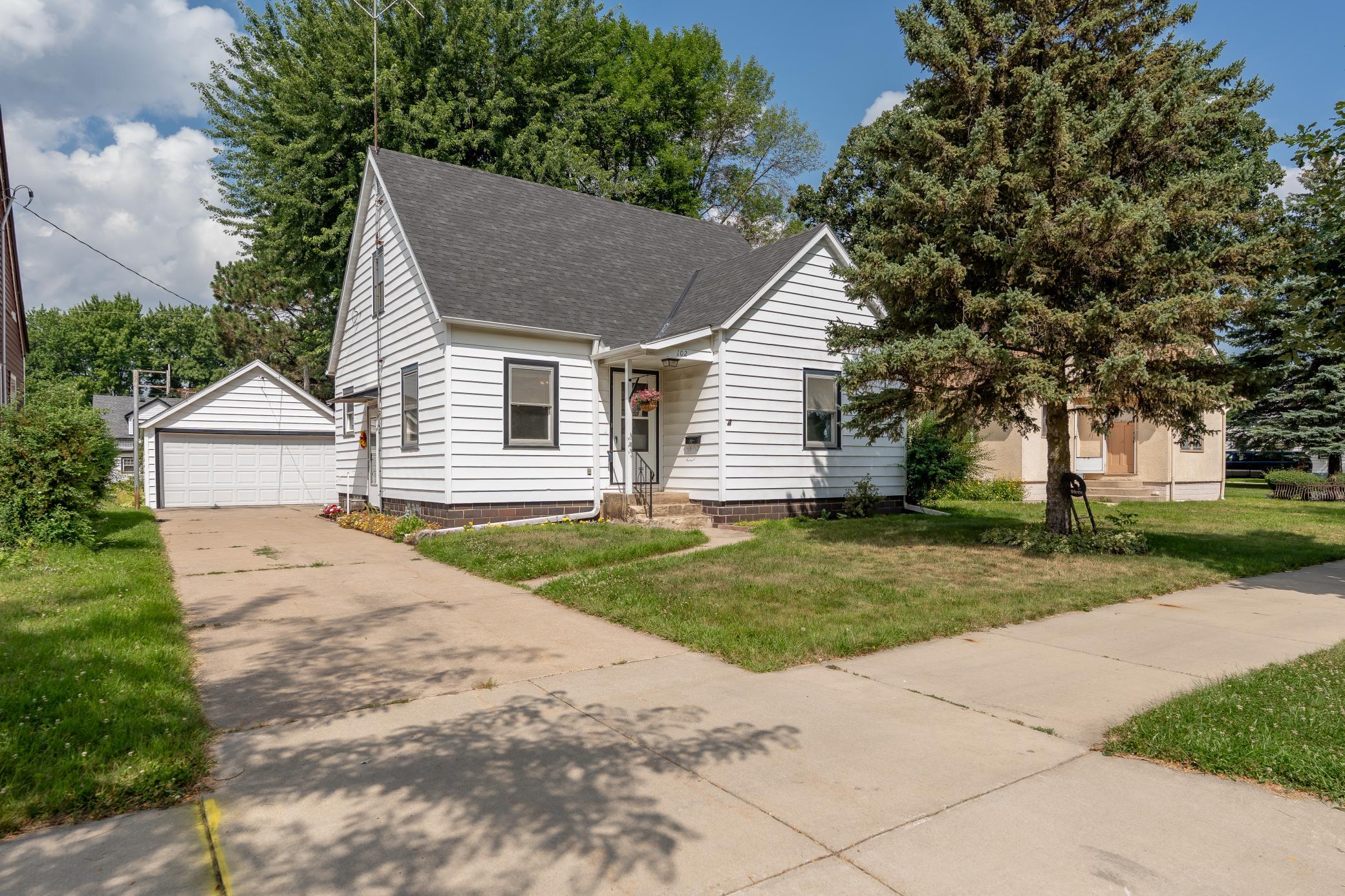 View of Single Family at 102 5th Street, Montgomery - Mike Wilen | Minnesota Team Real Estate