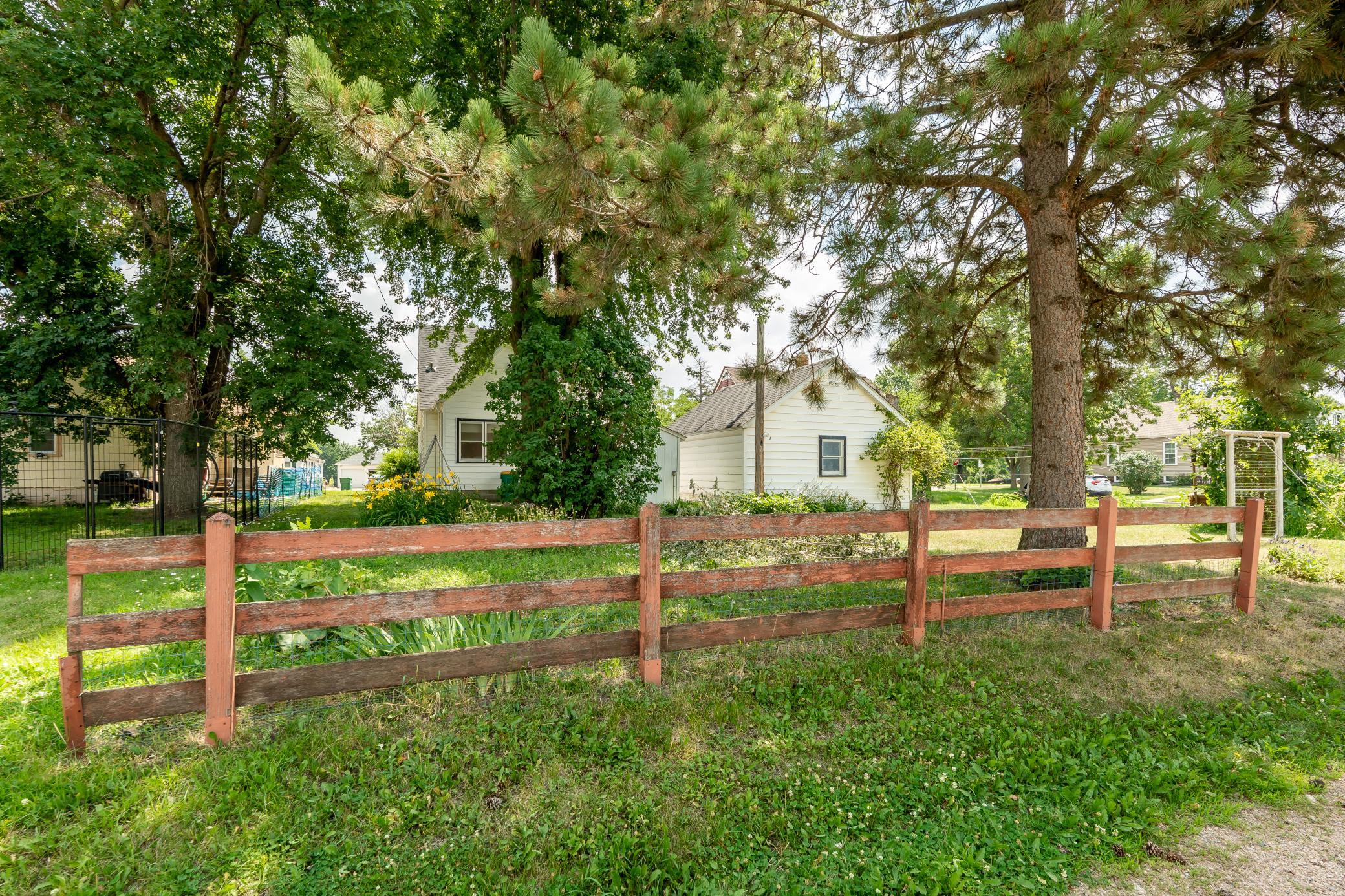 View of Residential at 102 5th Street, Montgomery MN 56069, Montgomery (39 of 40) - Mike Wilen | Minnesota Team Real Estate