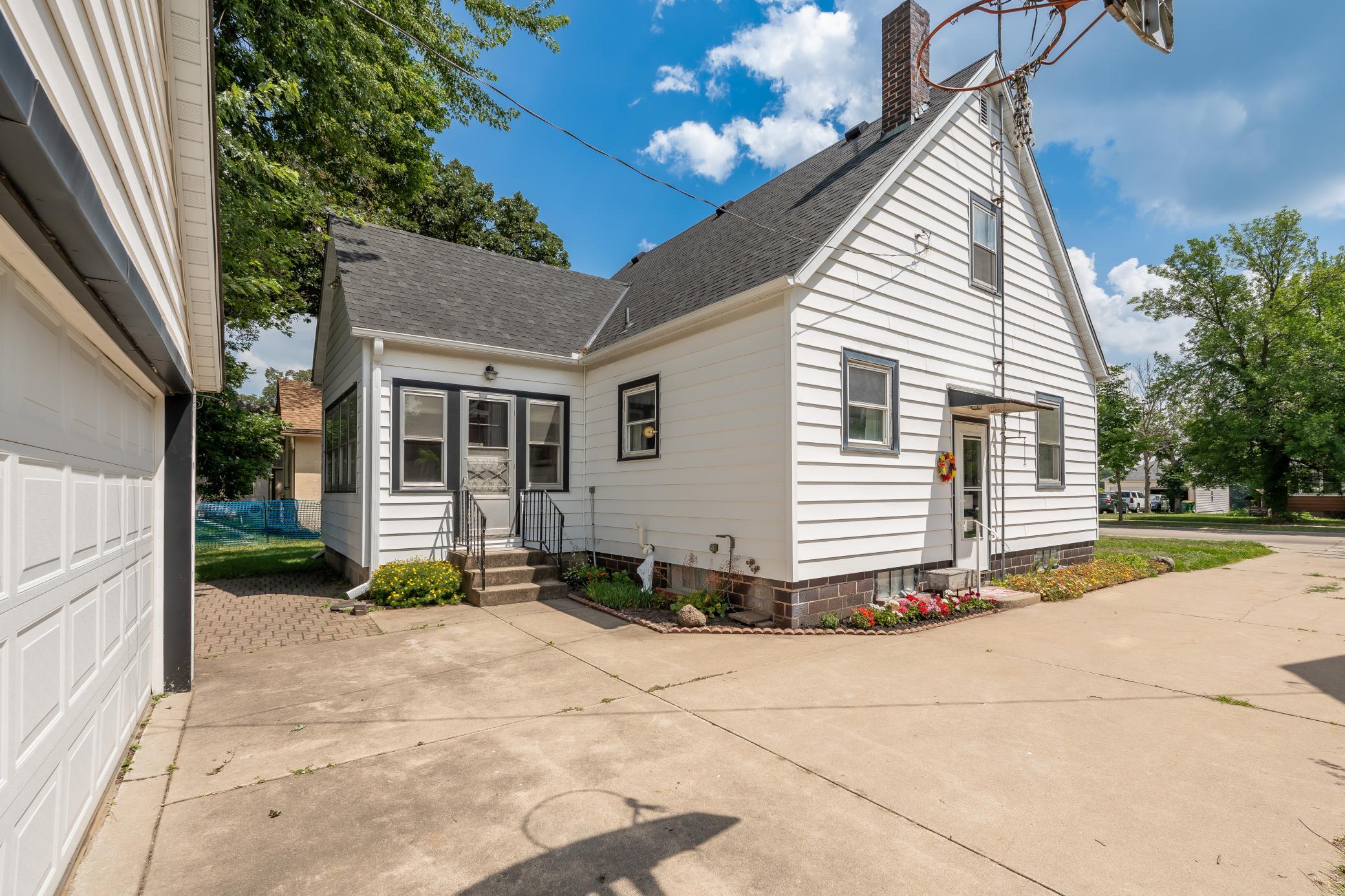 View of Residential at 102 5th Street, Montgomery MN 56069, Montgomery (36 of 40) - Mike Wilen | Minnesota Team Real Estate