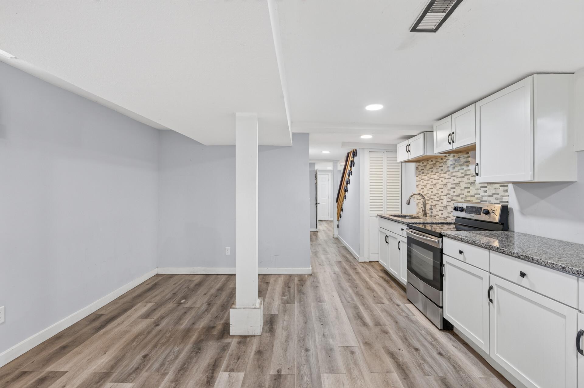 View of Residential at 736 Plum Street, Saint Paul MN 55106, Saint Paul (39 of 45) - Mike Wilen | Minnesota Team Real Estate