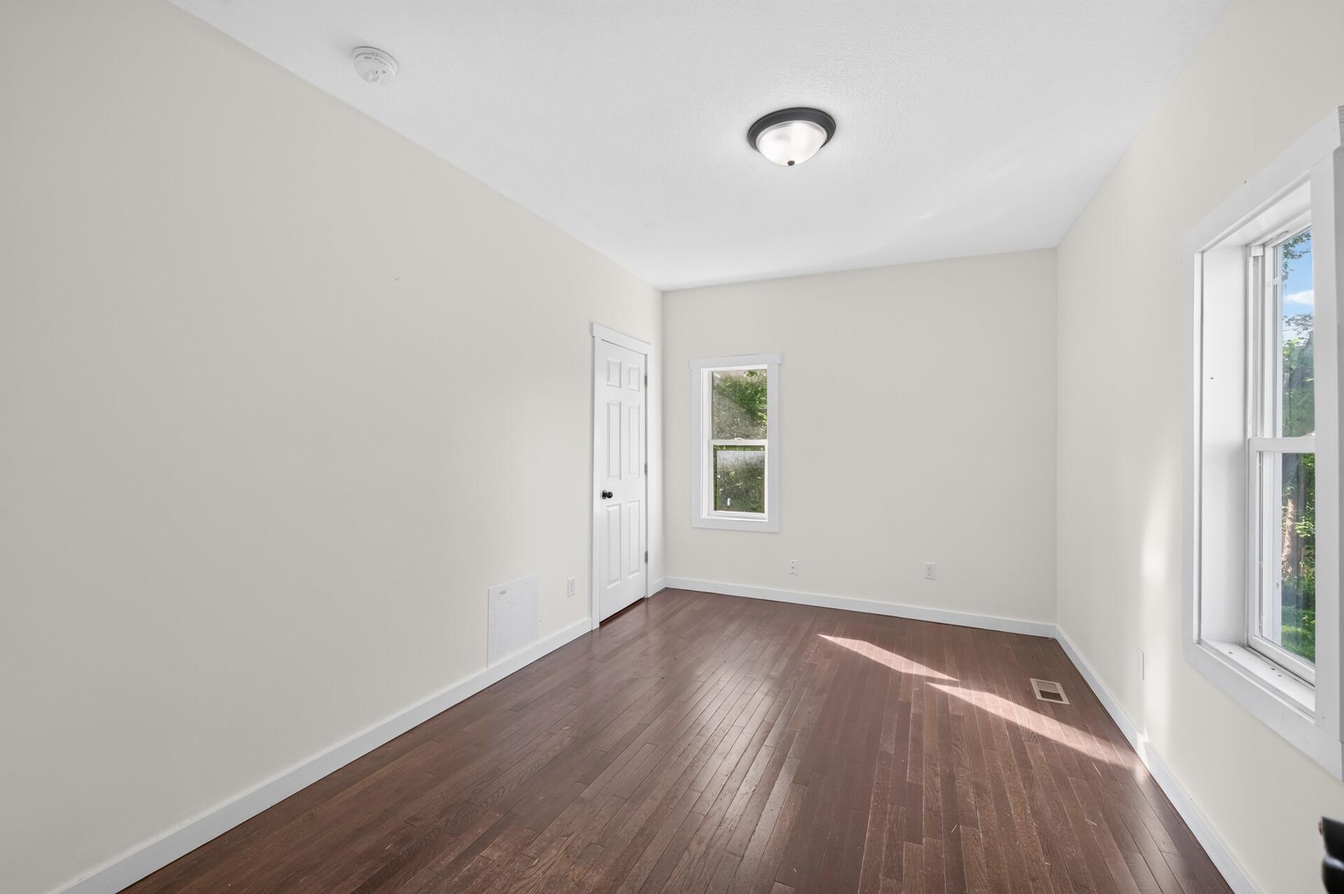View of Residential at 736 Plum Street, Saint Paul MN 55106, Saint Paul (29 of 45) - Mike Wilen | Minnesota Team Real Estate