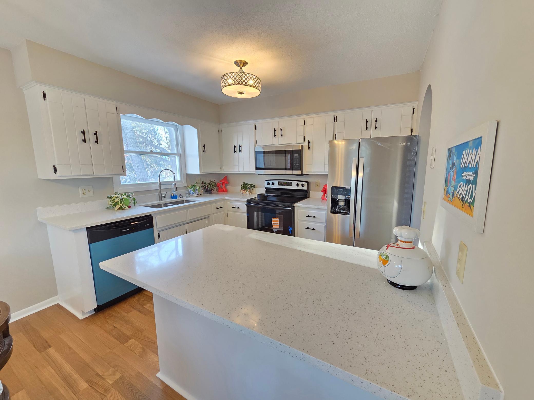 View of Residential at 4174 Oakcrest Drive, Vadnais Heights MN 55127, Vadnais Heights (6 of 52) - Mike Wilen | Minnesota Team Real Estate