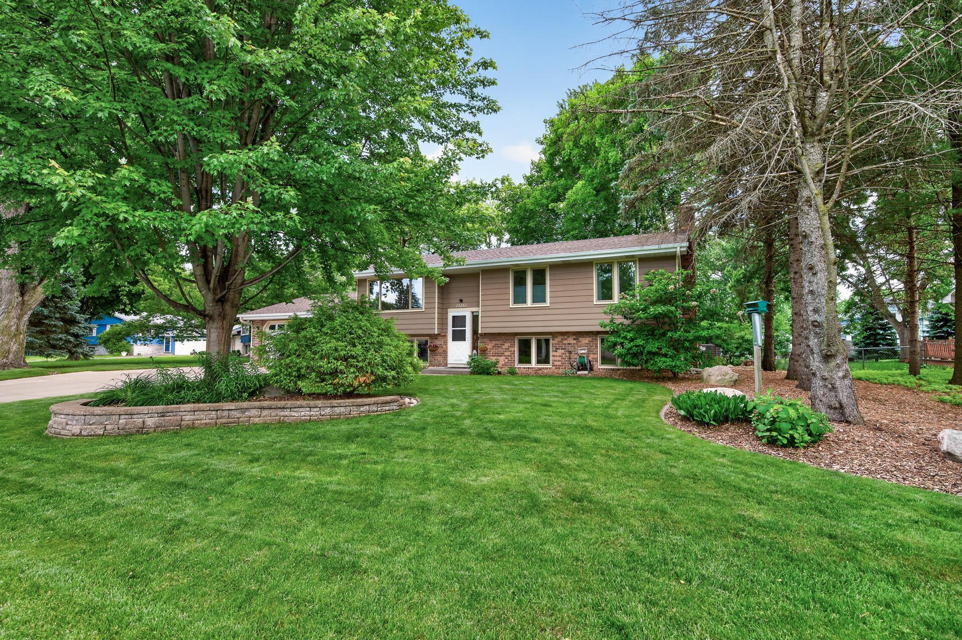 View of Residential at 17351 Barberry Circle, Eden Prairie MN 55346, Eden Prairie - Mike Wilen | Minnesota Team Real Estate