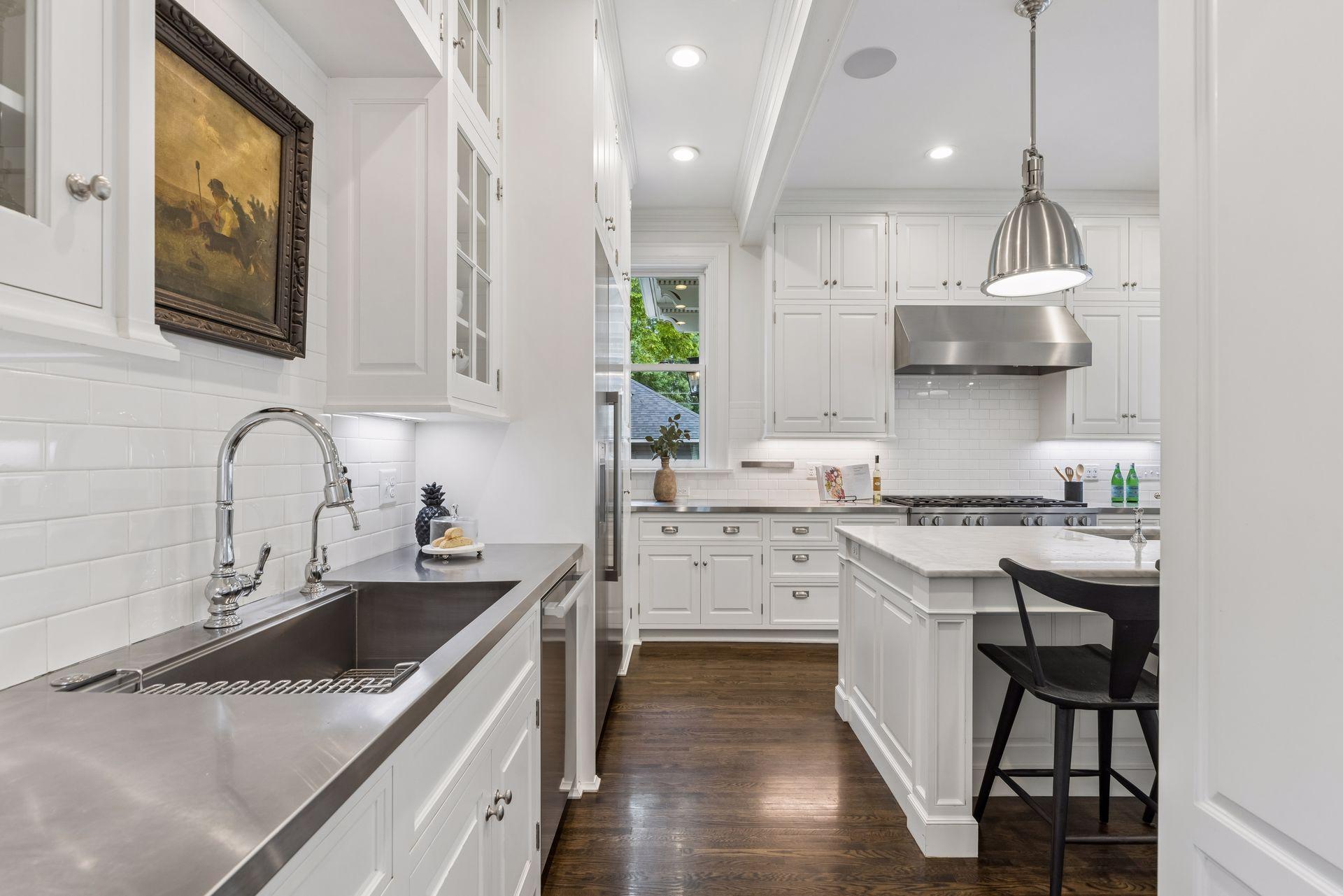 View of Residential at 1373 Summit Avenue, Saint Paul MN 55105, Saint Paul (39 of 129) - Mike Wilen | Minnesota Team Real Estate