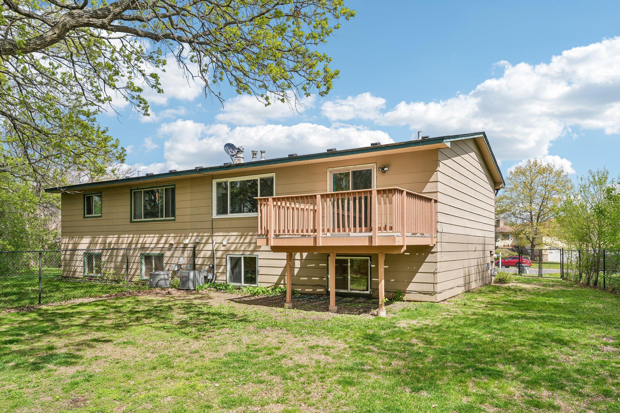 View of Residential at 9526 Grey Widgeon Place, Eden Prairie MN 55347, Eden Prairie (31 of 34) - Mike Wilen | Minnesota Team Real Estate