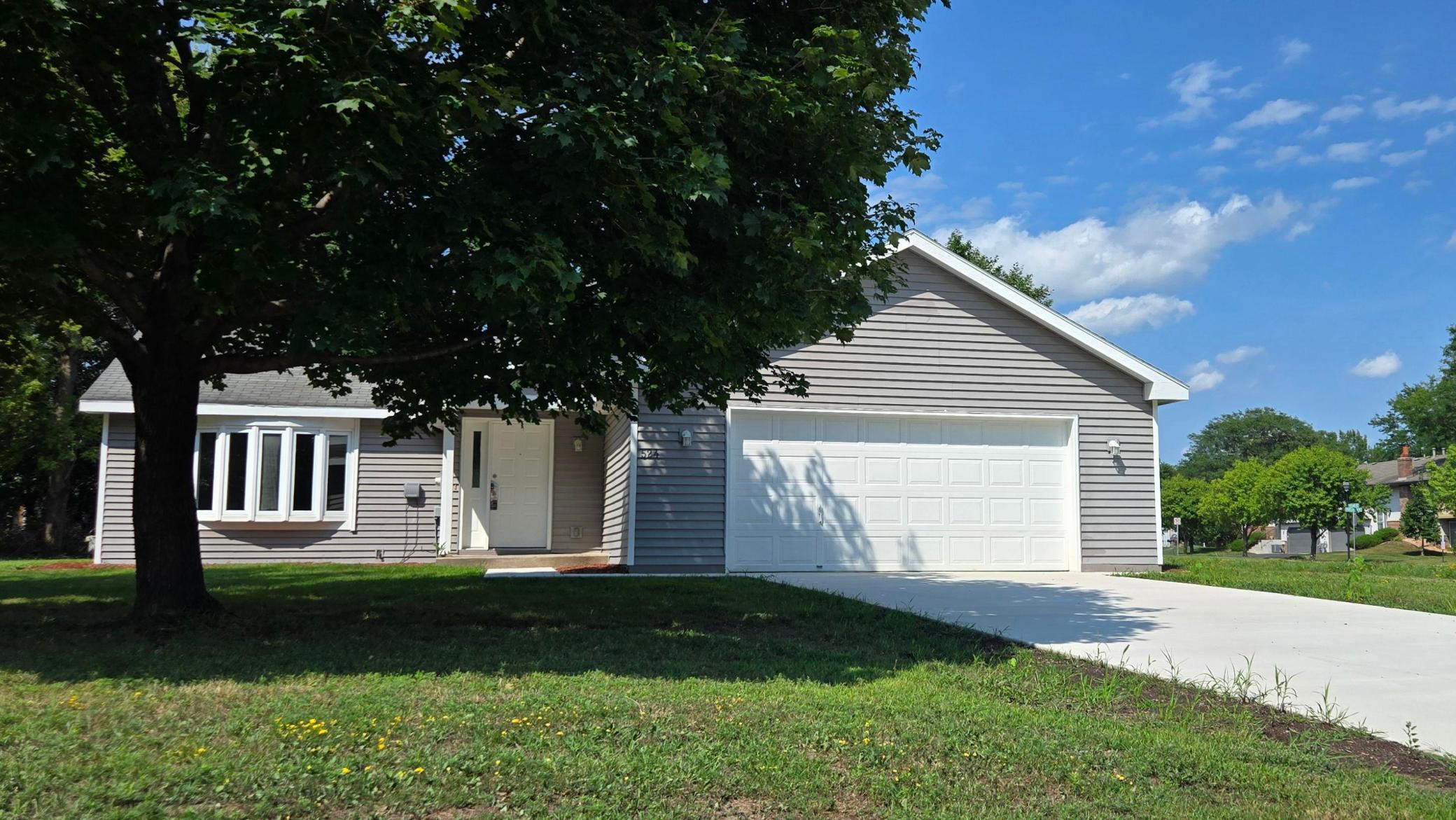 View of Residential at 524 Wood Way, Burnsville MN 55337, Burnsville (4 of 21) - Mike Wilen | Minnesota Team Real Estate