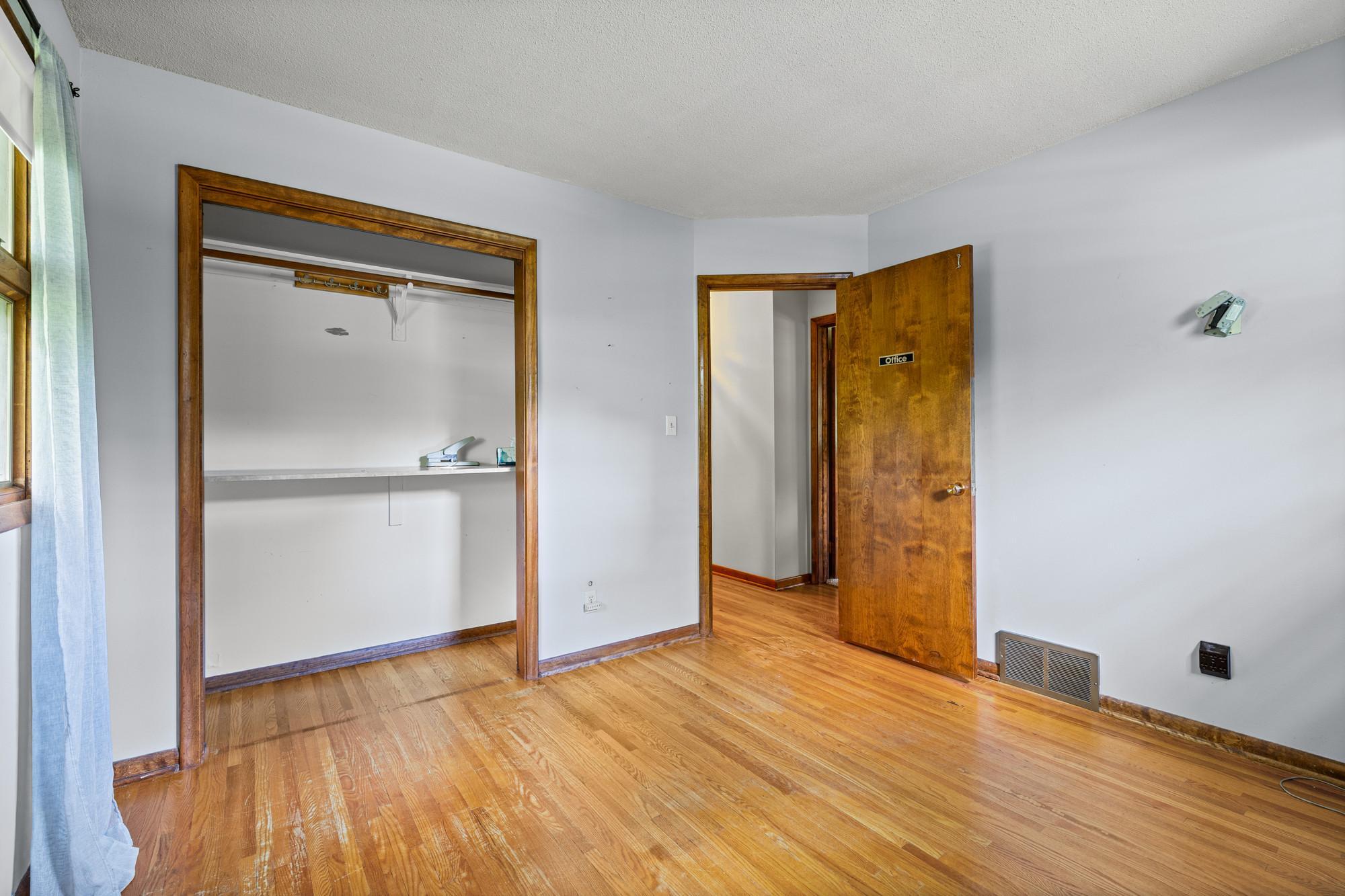 View of Residential at 605 Arner Avenue, Shoreview MN 55126, Shoreview (13 of 25) - Mike Wilen | Minnesota Team Real Estate