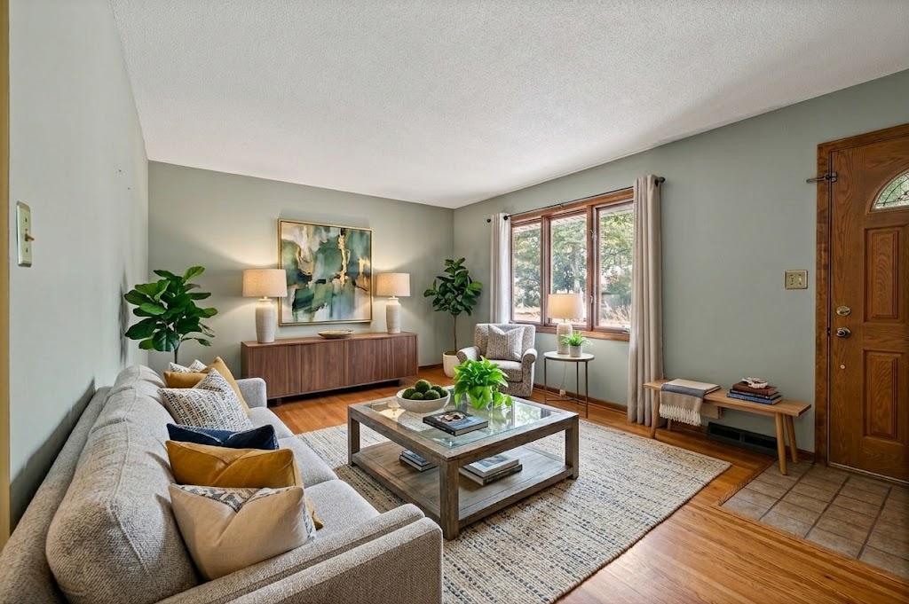 View of Residential at 605 Arner Avenue, Shoreview MN 55126, Shoreview (5 of 30) - Mike Wilen | Minnesota Team Real Estate