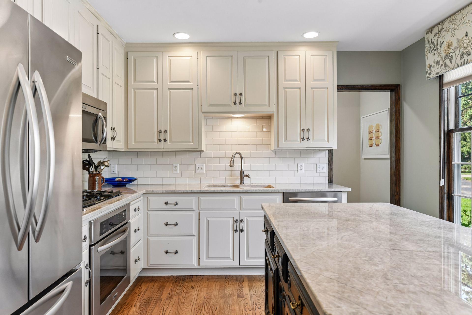 View of Residential at 480 Highcroft Road, Wayzata MN 55391, Wayzata (10 of 42) - Mike Wilen | Minnesota Team Real Estate