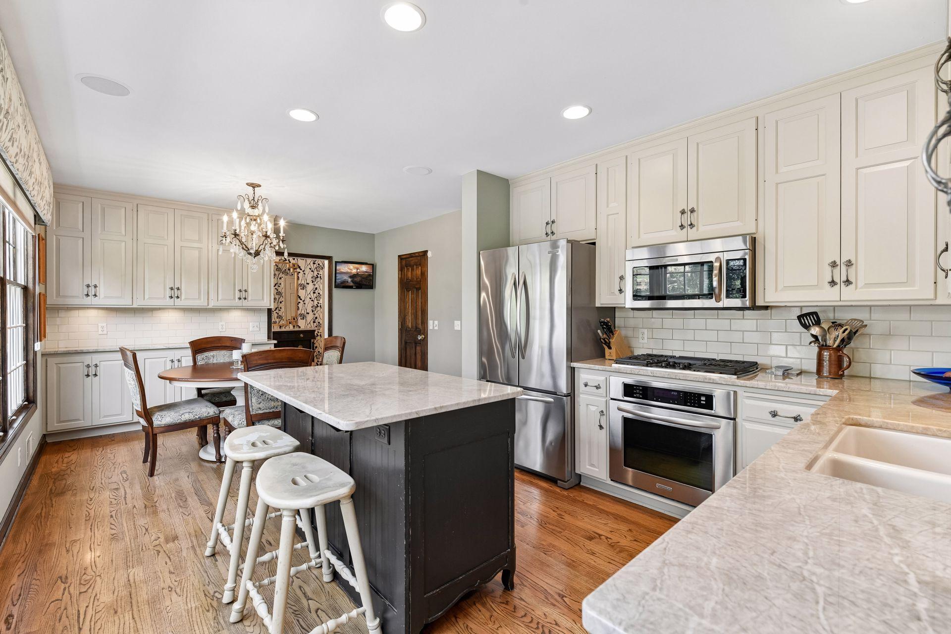 View of Residential at 480 Highcroft Road, Wayzata MN 55391, Wayzata (11 of 42) - Mike Wilen | Minnesota Team Real Estate