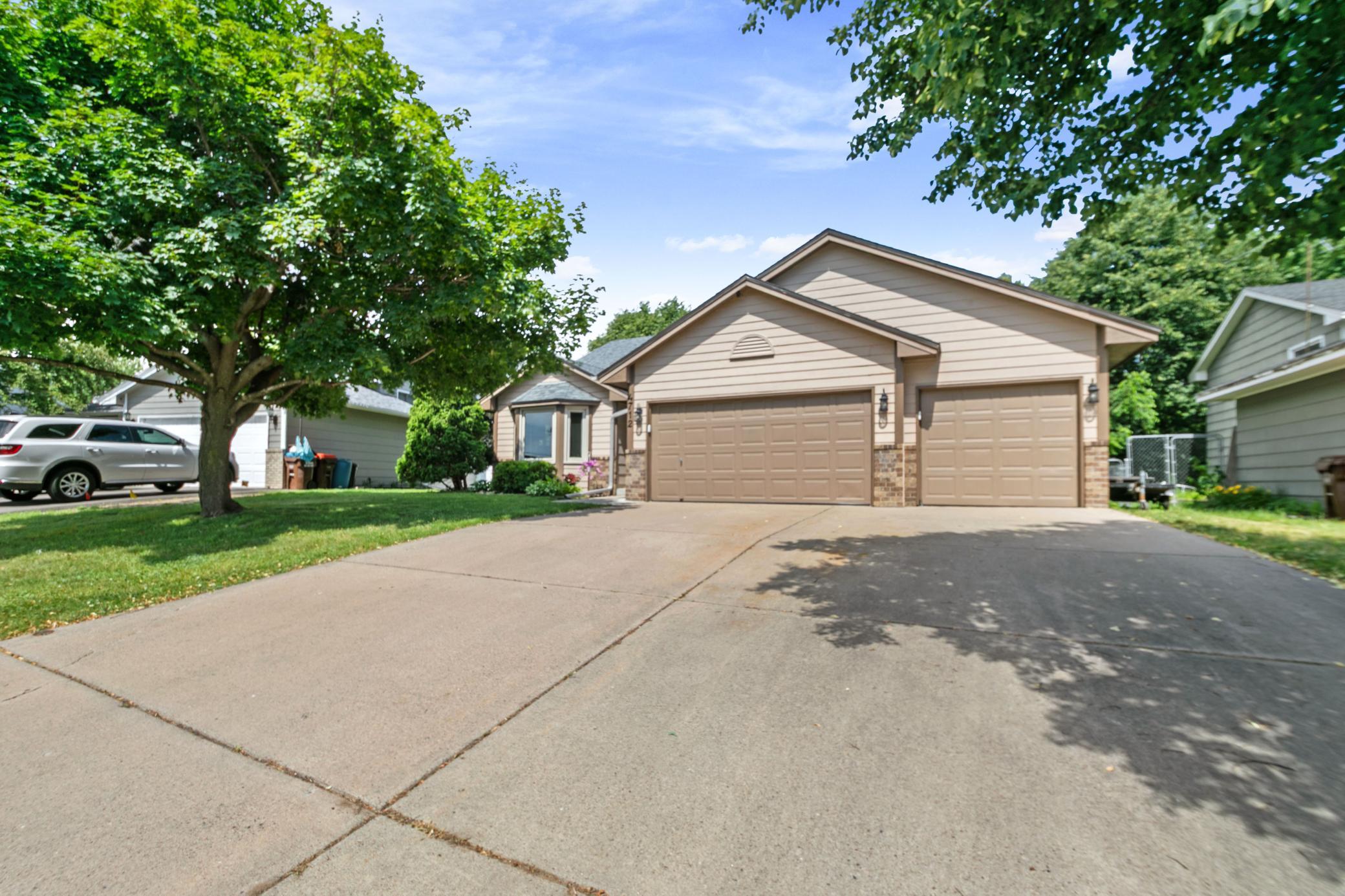 View of Residential at 4712 Heather Ridge Road, Oakdale MN 55128, Oakdale - Mike Wilen | Minnesota Team Real Estate