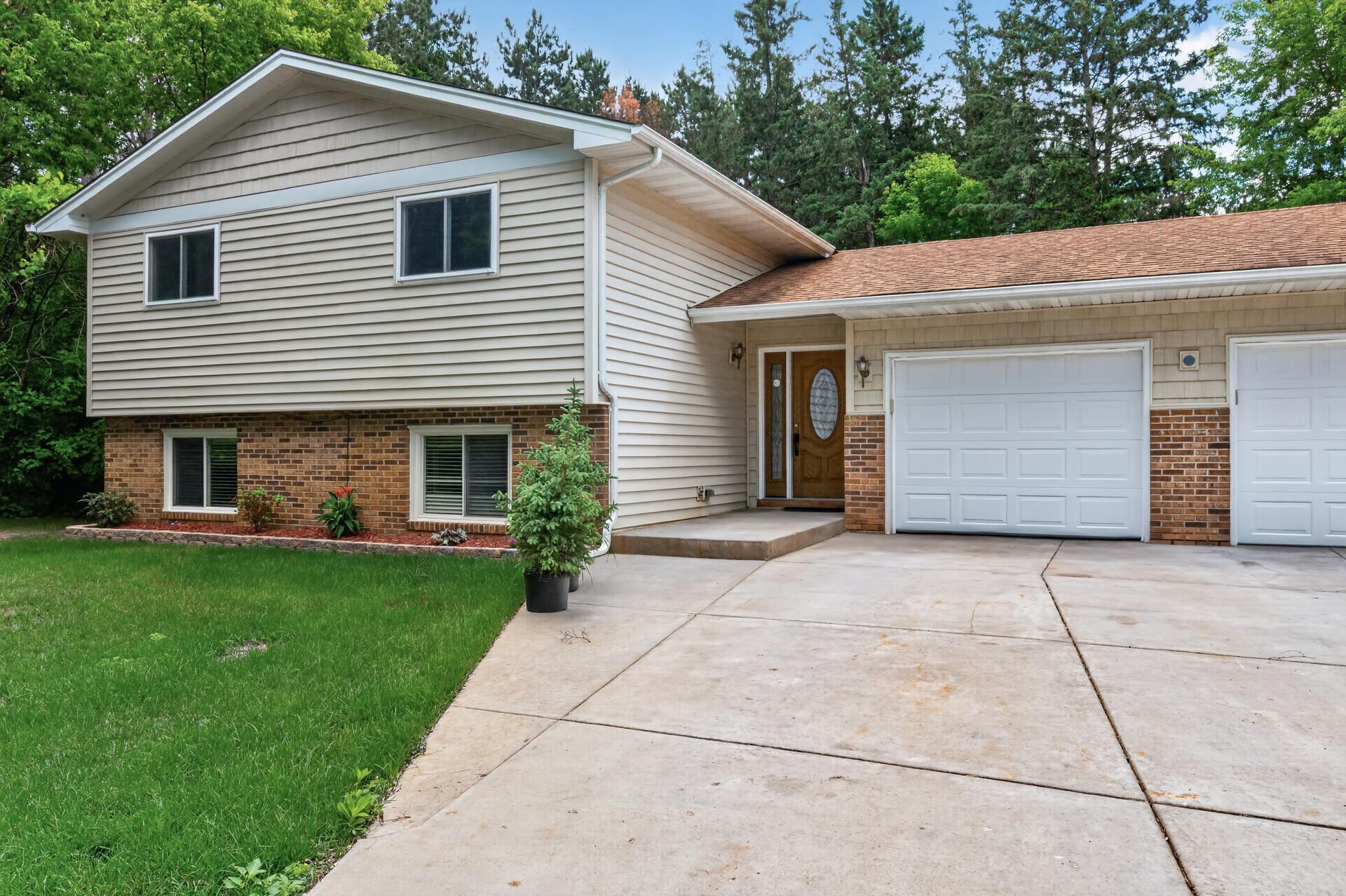 View of Residential at 900 Evergreen Trail, Blaine MN 55014, Blaine (3 of 36) - Mike Wilen | Minnesota Team Real Estate
