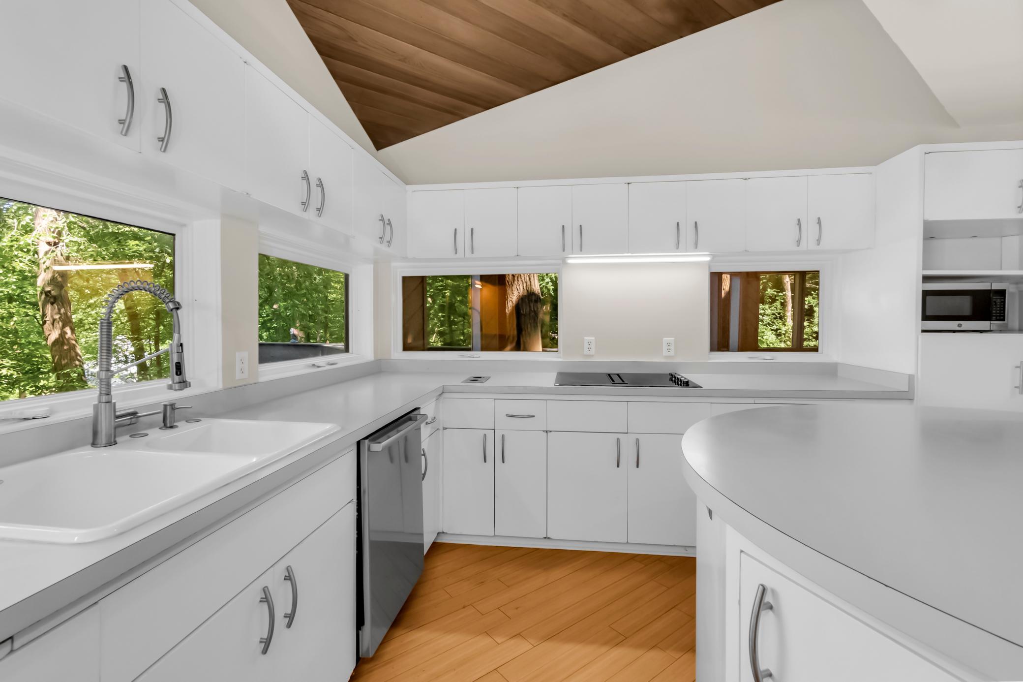View of Residential at 14717 Minnehaha Place, Minnetonka MN 55391, Minnetonka (17 of 63) - Mike Wilen | Minnesota Team Real Estate