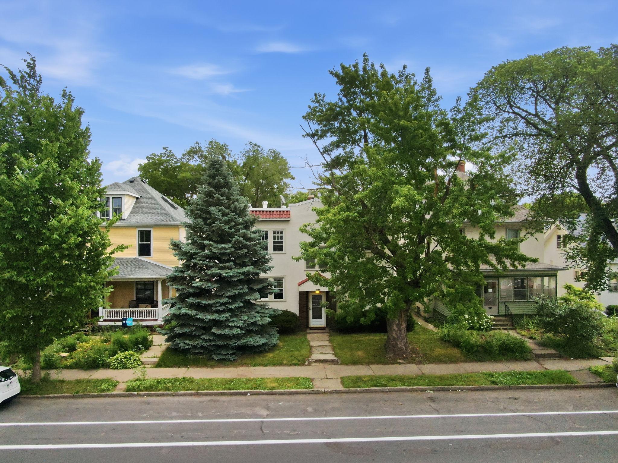 View of Residential Income at 3215 Chicago Avenue, Minneapolis MN 55407, Minneapolis (24 of 31) - Mike Wilen | Minnesota Team Real Estate