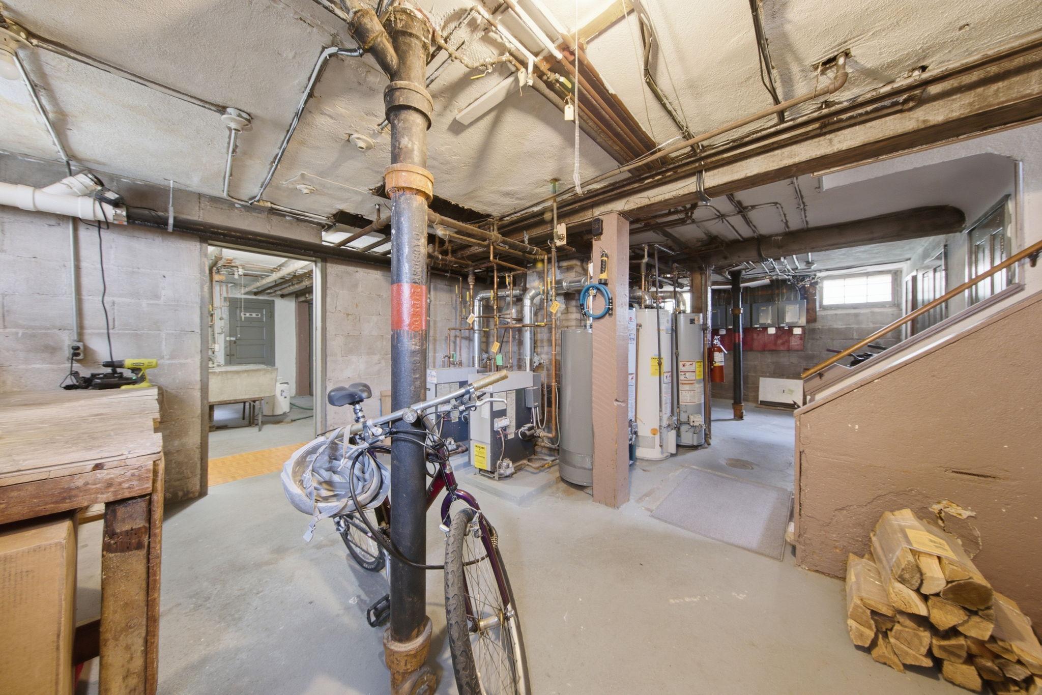 View of Residential Income at 3215 Chicago Avenue, Minneapolis MN 55407, Minneapolis (21 of 31) - Mike Wilen | Minnesota Team Real Estate