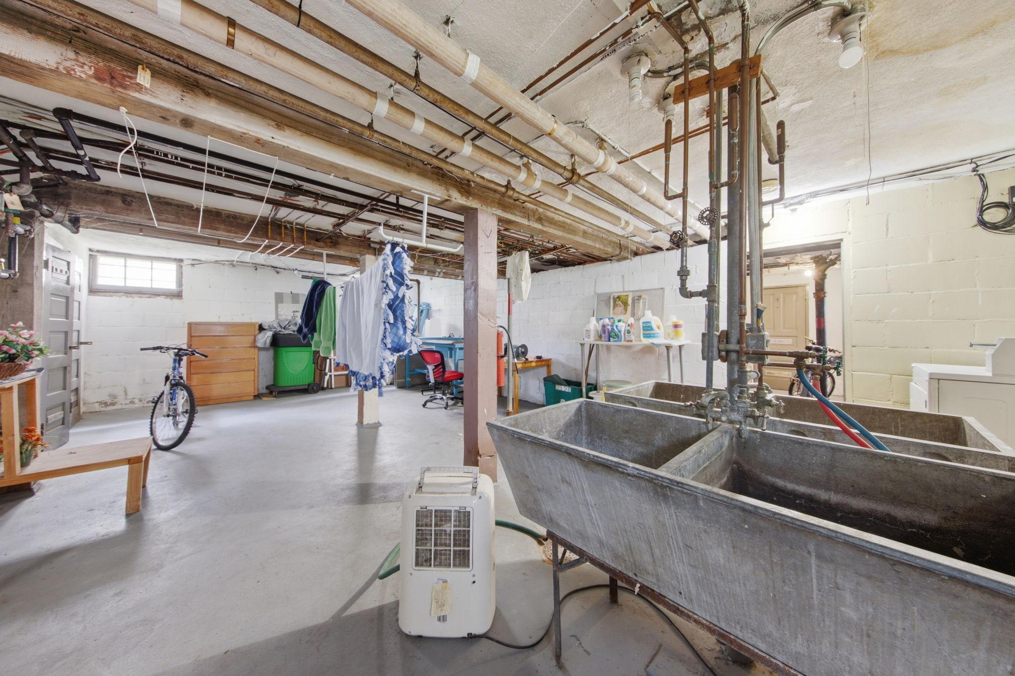 View of Residential Income at 3215 Chicago Avenue, Minneapolis MN 55407, Minneapolis (20 of 31) - Mike Wilen | Minnesota Team Real Estate
