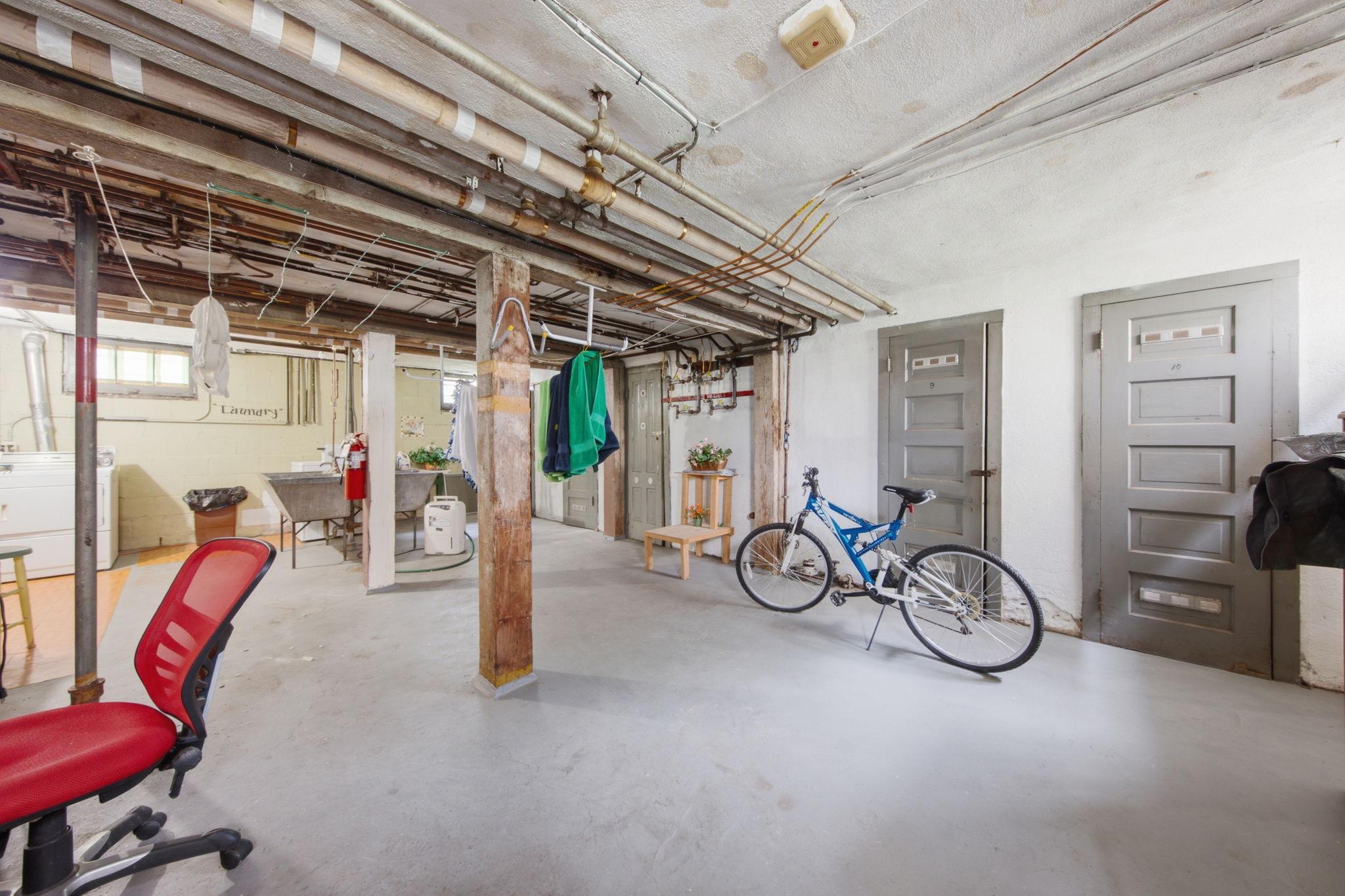 View of Residential Income at 3215 Chicago Avenue, Minneapolis MN 55407, Minneapolis (19 of 31) - Mike Wilen | Minnesota Team Real Estate