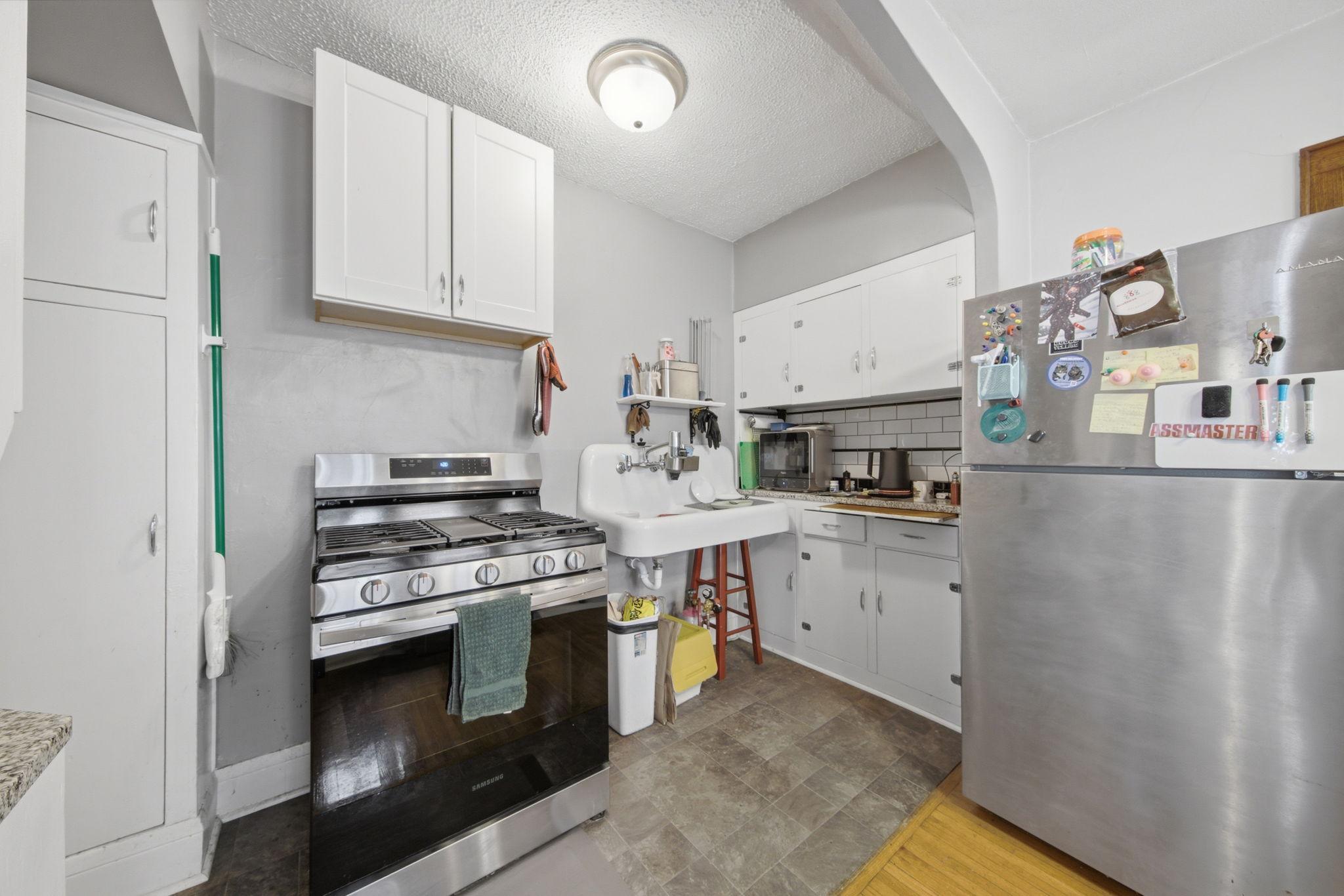 View of Residential Income at 3215 Chicago Avenue, Minneapolis MN 55407, Minneapolis (11 of 31) - Mike Wilen | Minnesota Team Real Estate
