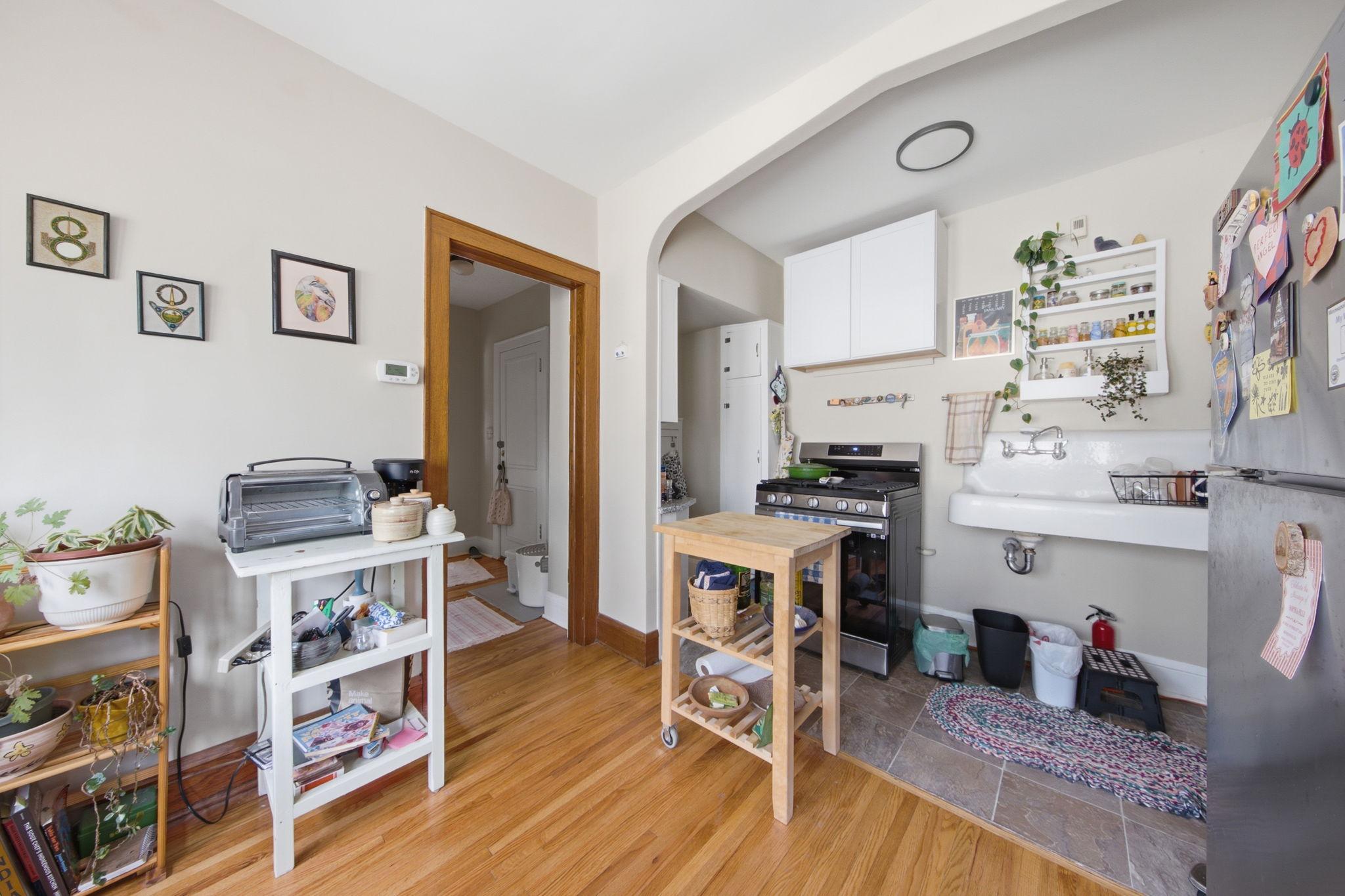 View of Residential Income at 3215 Chicago Avenue, Minneapolis MN 55407, Minneapolis (8 of 31) - Mike Wilen | Minnesota Team Real Estate