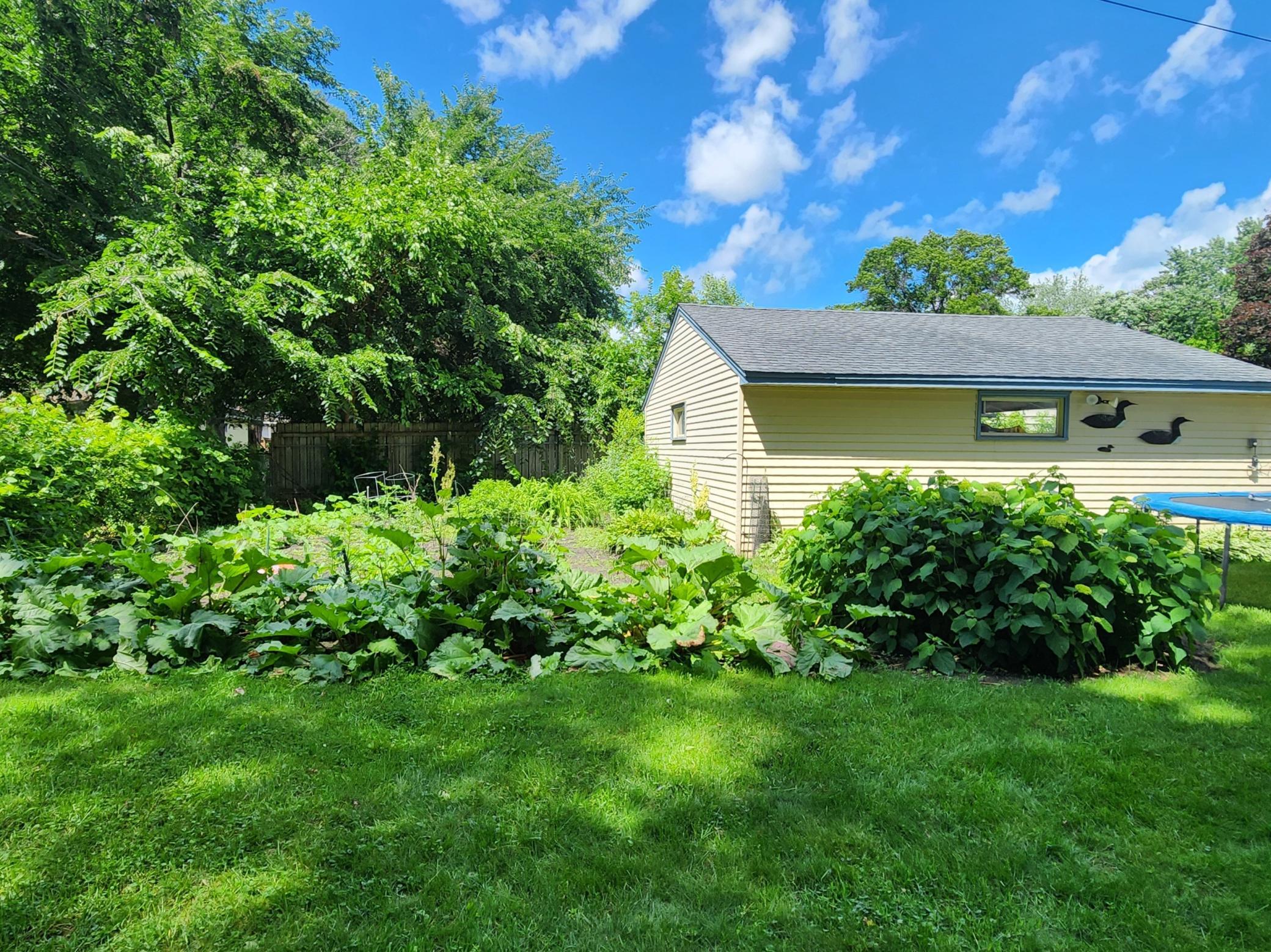 View of Residential at 5817 Perry Avenue, Crystal MN 55429, Crystal (5 of 17) - Mike Wilen | Minnesota Team Real Estate